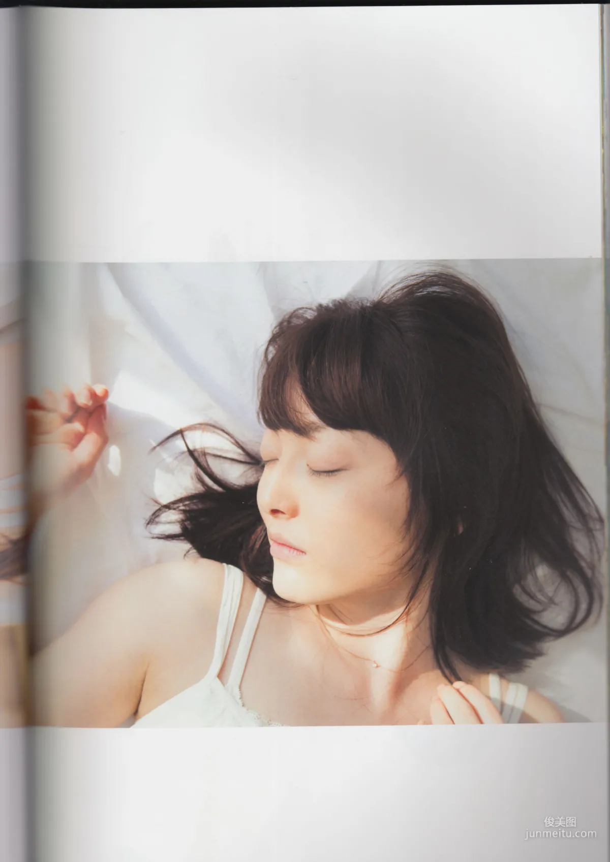 Kana Hanazawa Photo Collection photo 58