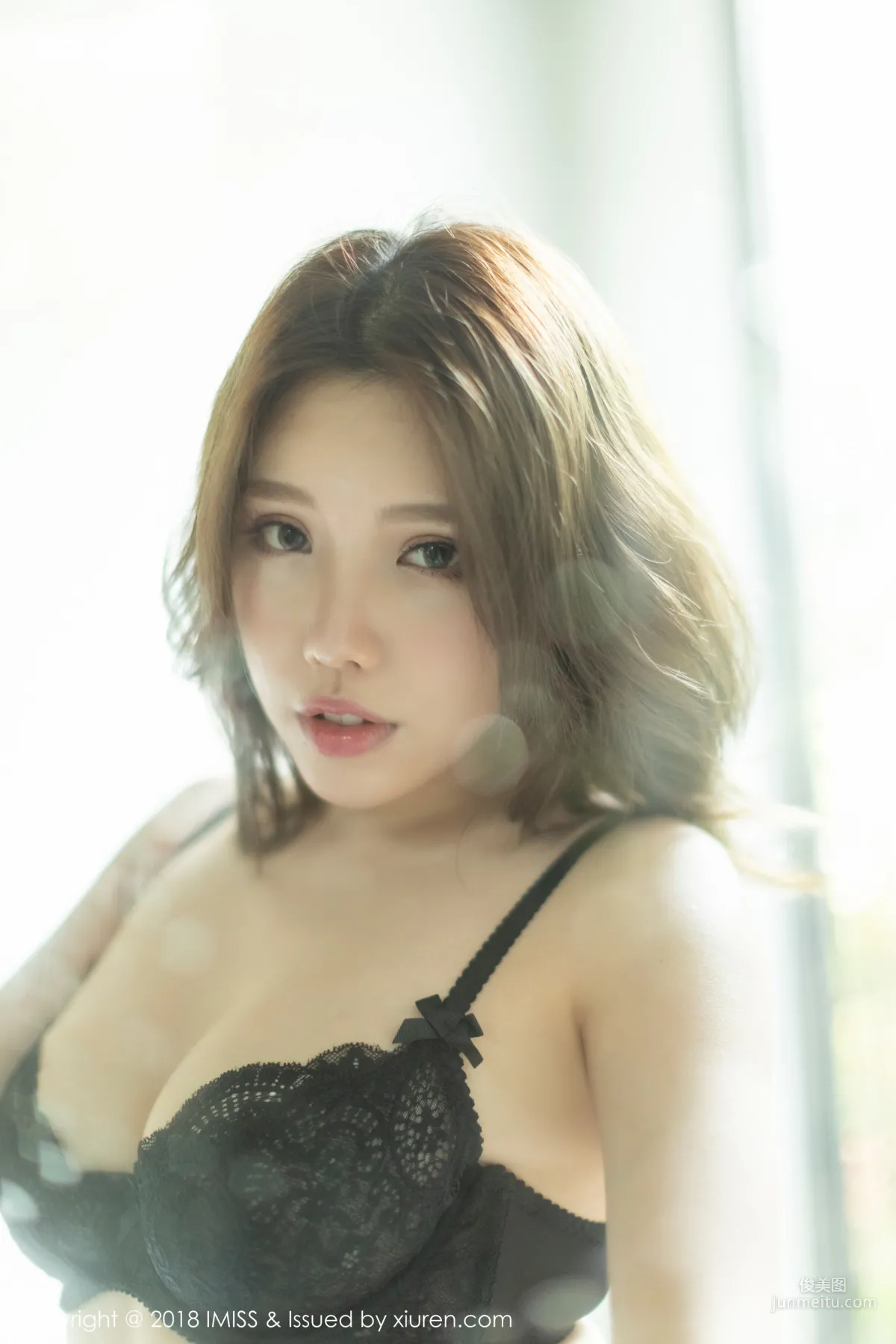 Huang Leran, Beautiful Breasts and Curves, Stockings and Beautiful Legs Seduction [IMISS] Vol.303 Photo Set photo 38