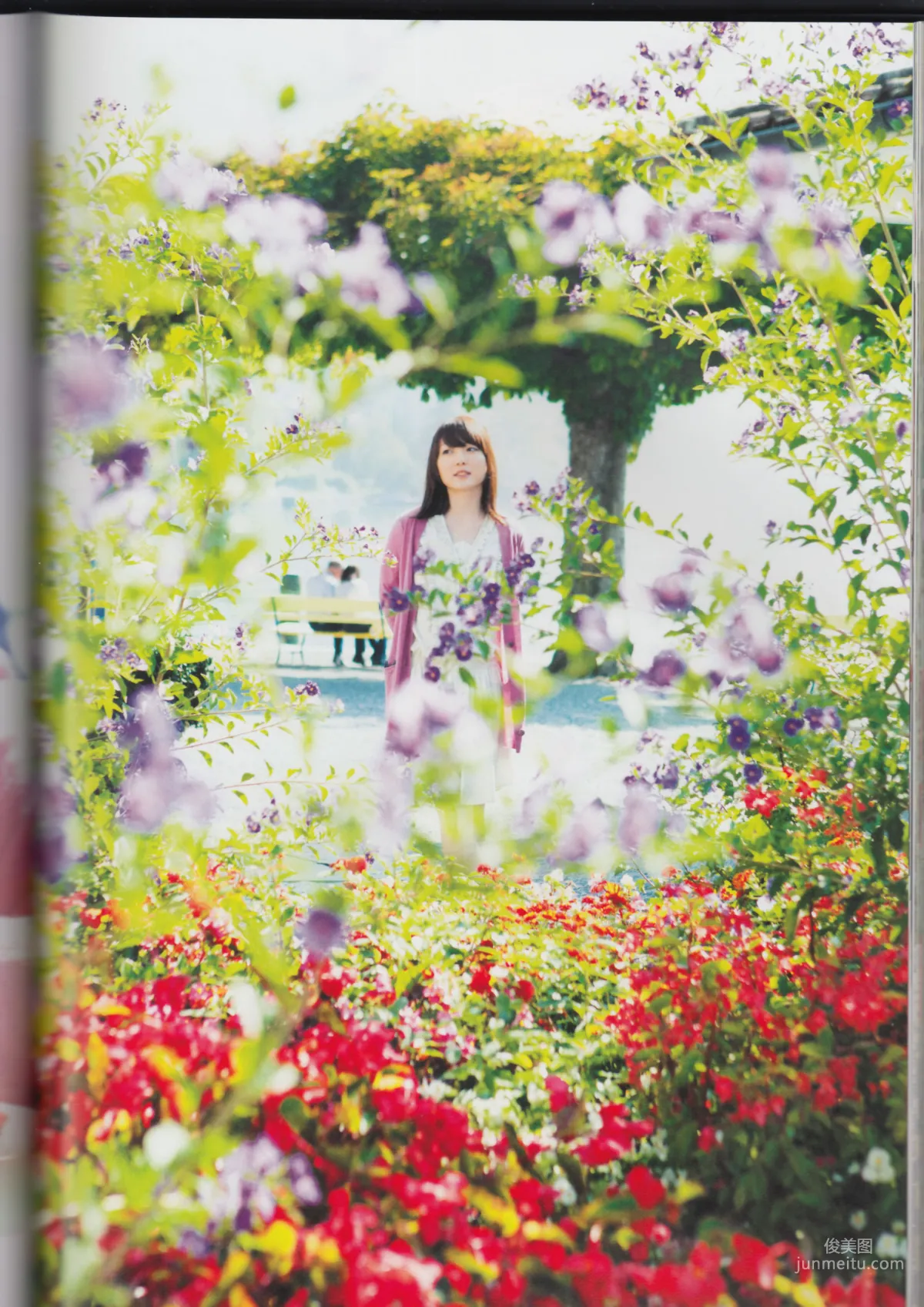 Kana Hanazawa Photo Collection photo 104