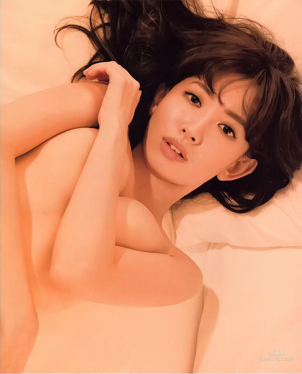 小嶋陽菜 『どうする』[怎麼辦] 寫真集 27