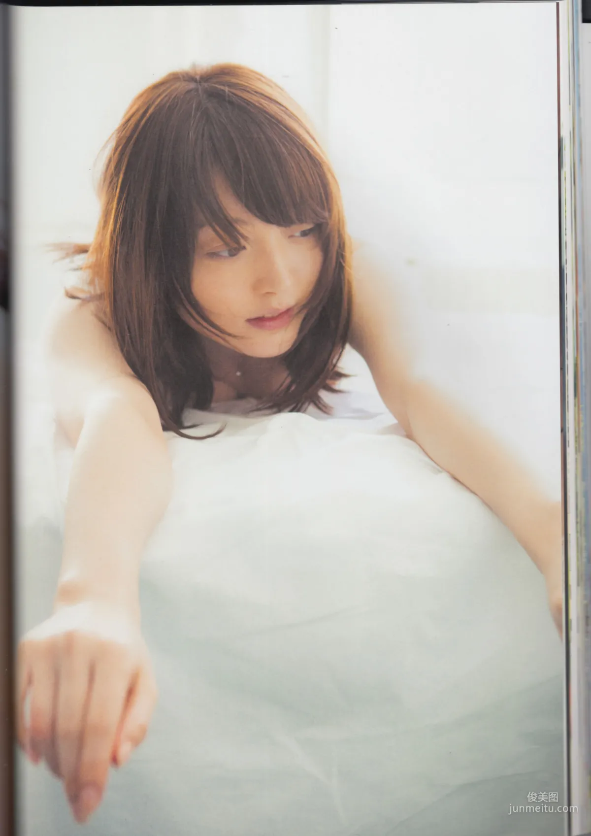 Kana Hanazawa Photo Collection photo 53