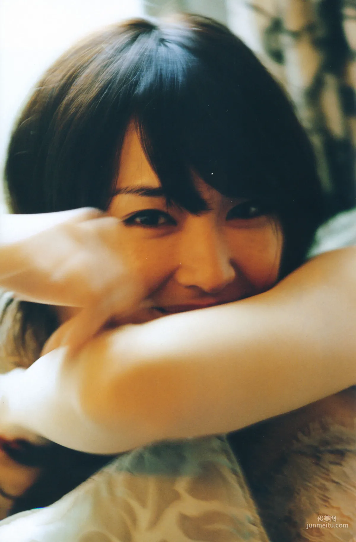 Yui Aragaki Monthly Special Photo Compilation photo 21