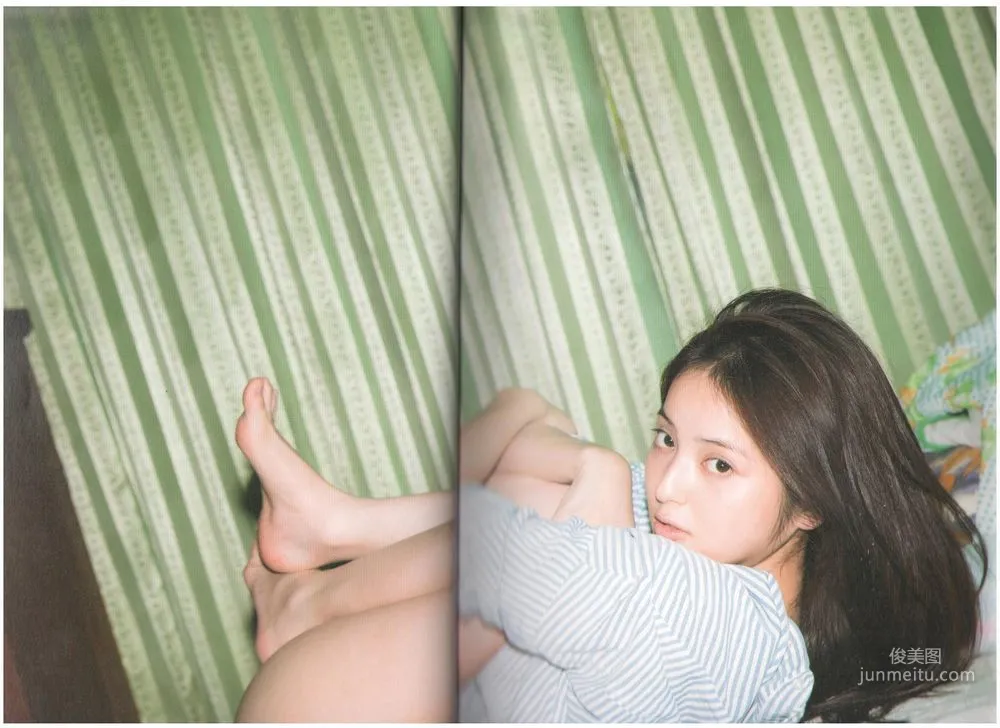 Nozomi Sasaki Scanned Images Photo Collection photo 56