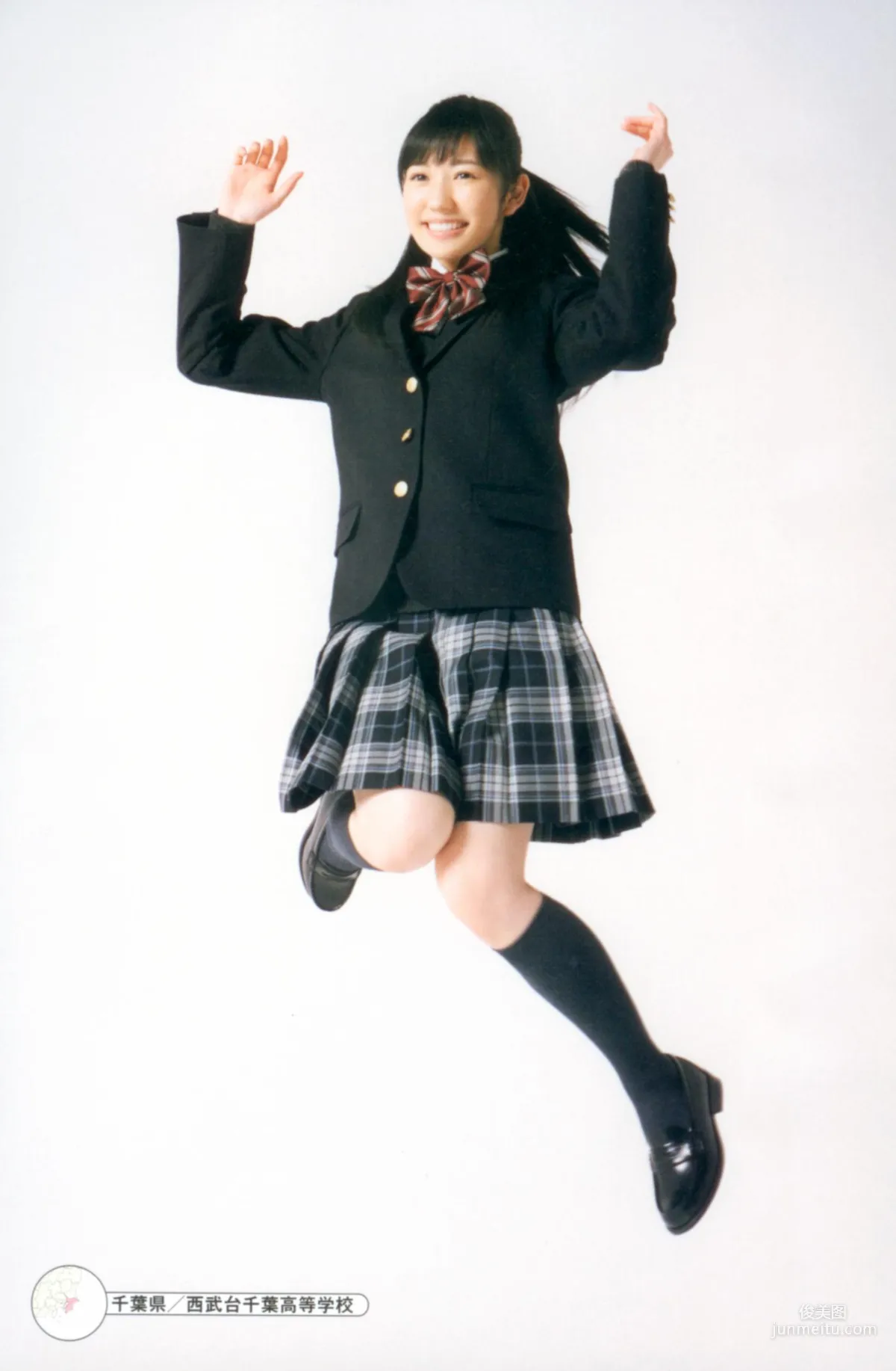 渡邊麻友《最後の制服》寫真集 39