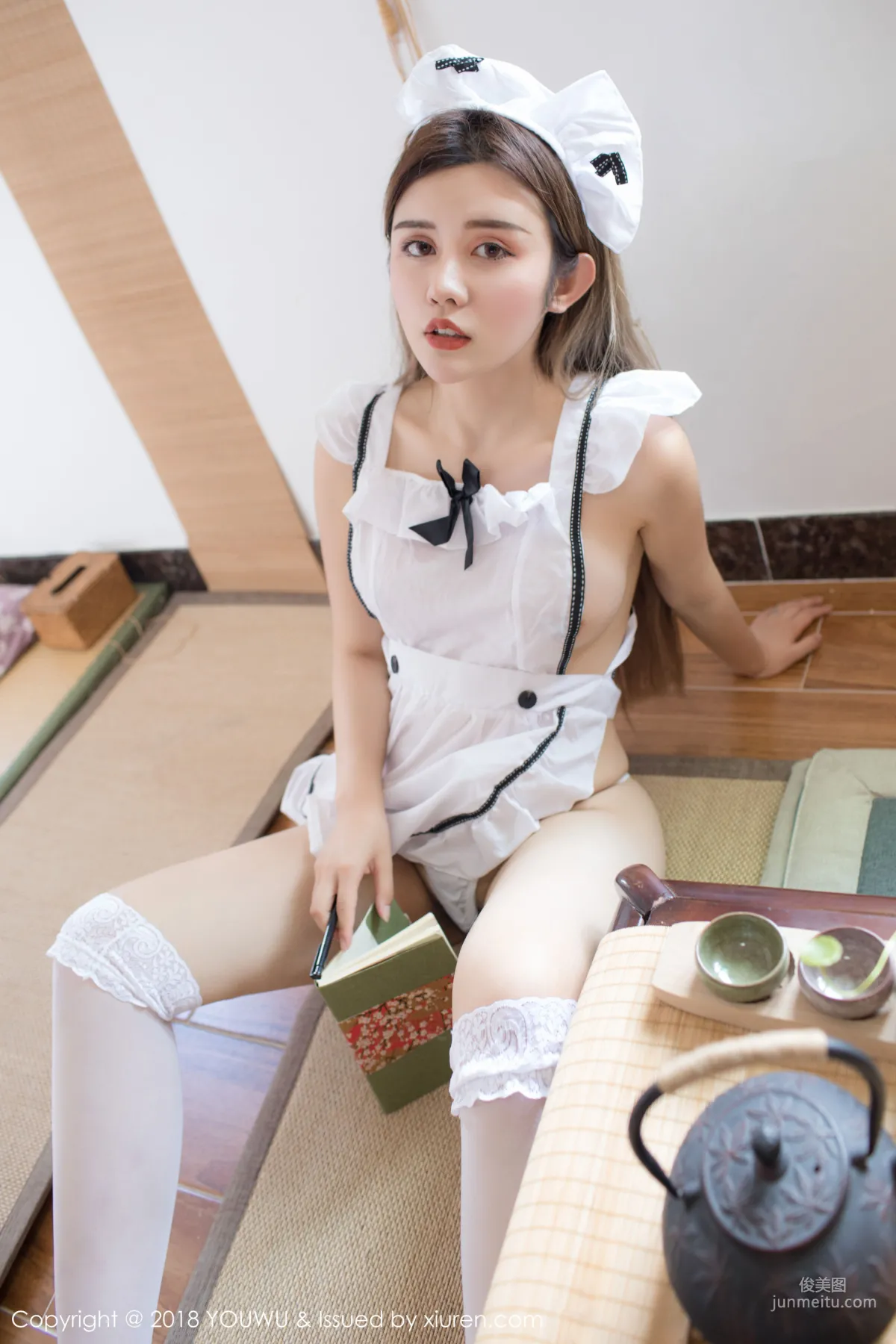 Cris_ Zhuo Yaqi 'Maid Outfit and Nurse Uniform Temptation' [YouWu] VOL.124 Photo Set photo 6