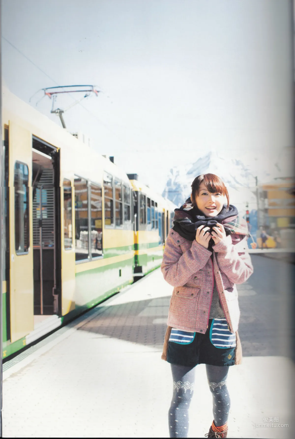 Kana Hanazawa Photo Collection photo 79
