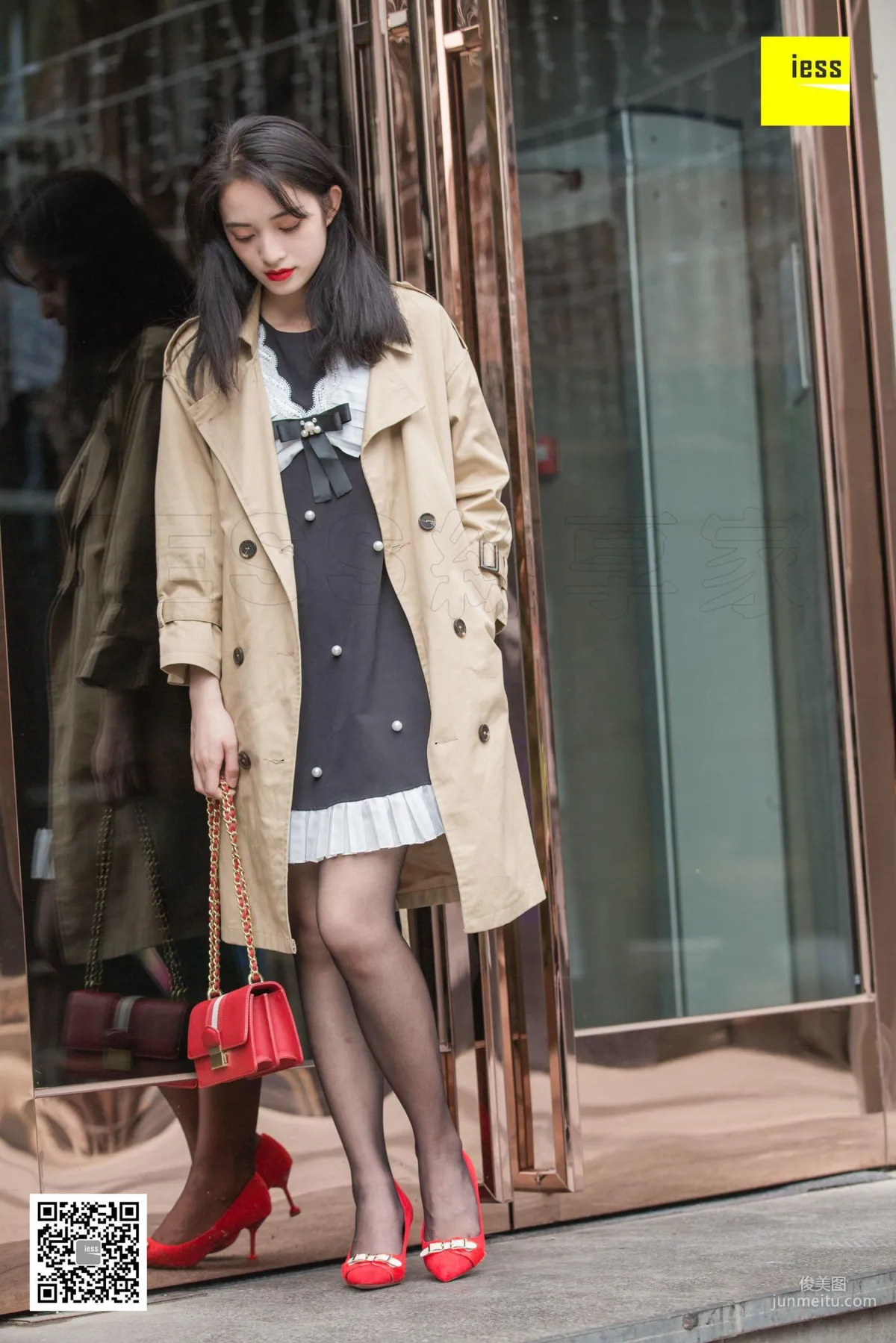 Model Shanshan, Elegant Trench Coat Little Red High, [IESS] Photo Set photo 72