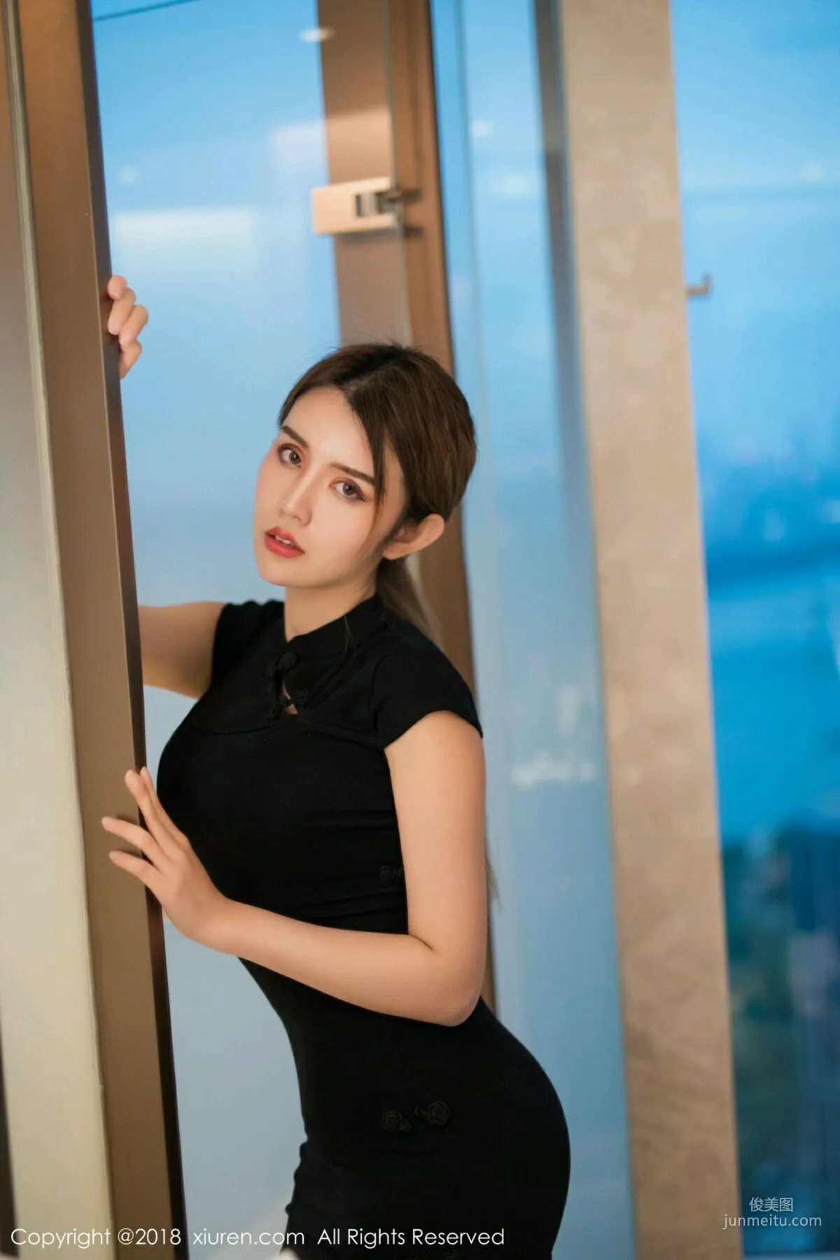 Cris Zhuo Yaqi "Sexy Black Stockings Seduction" [XiuRen] No.1231 Photo Set photo 7