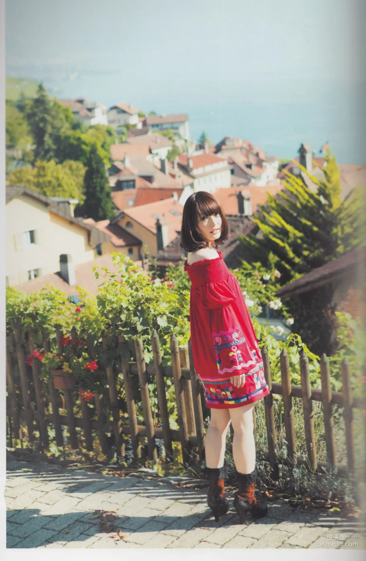 Kana Hanazawa Photo Collection photo 43