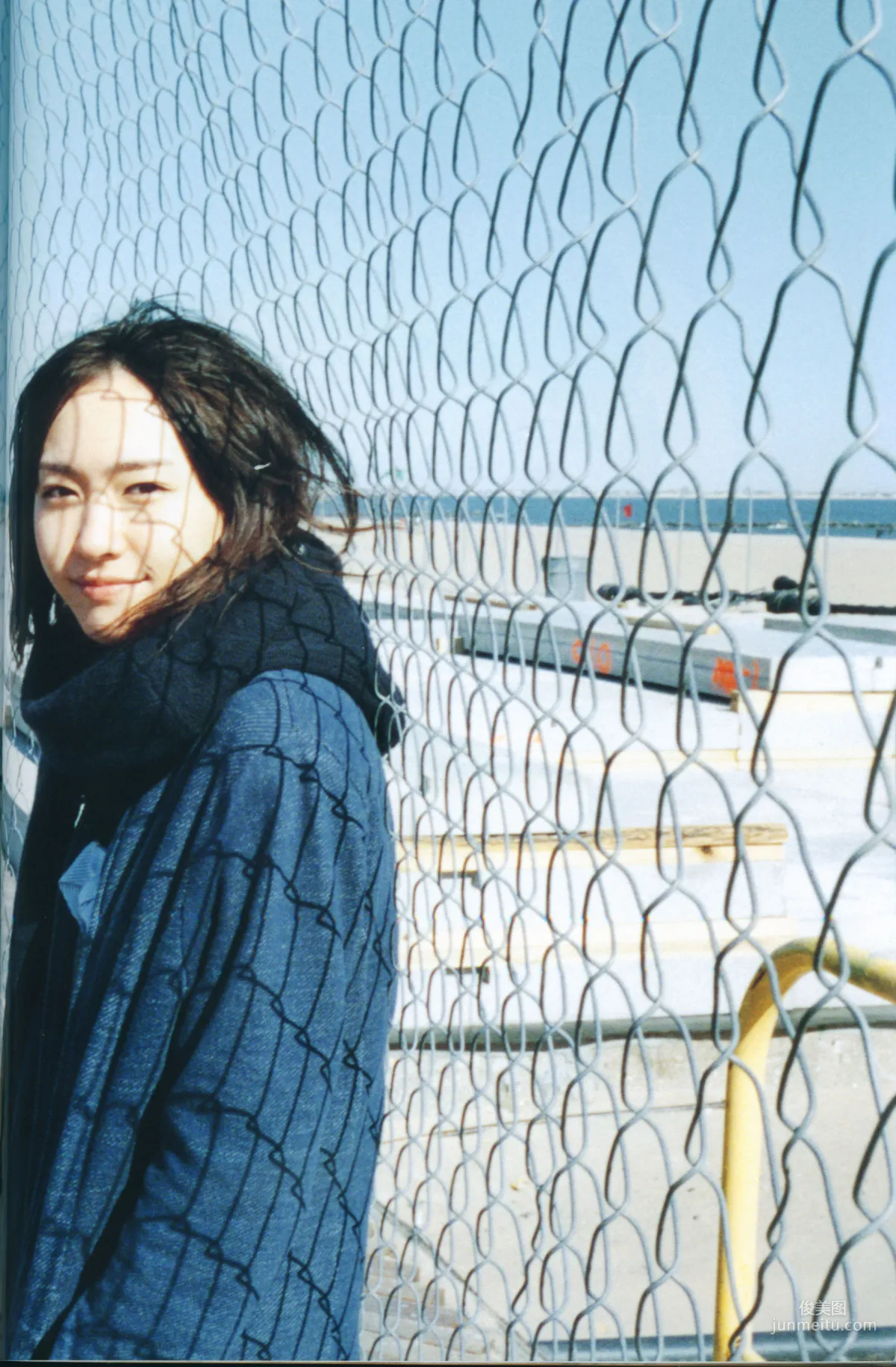 Yui Aragaki Monthly Special Photo Compilation photo 85