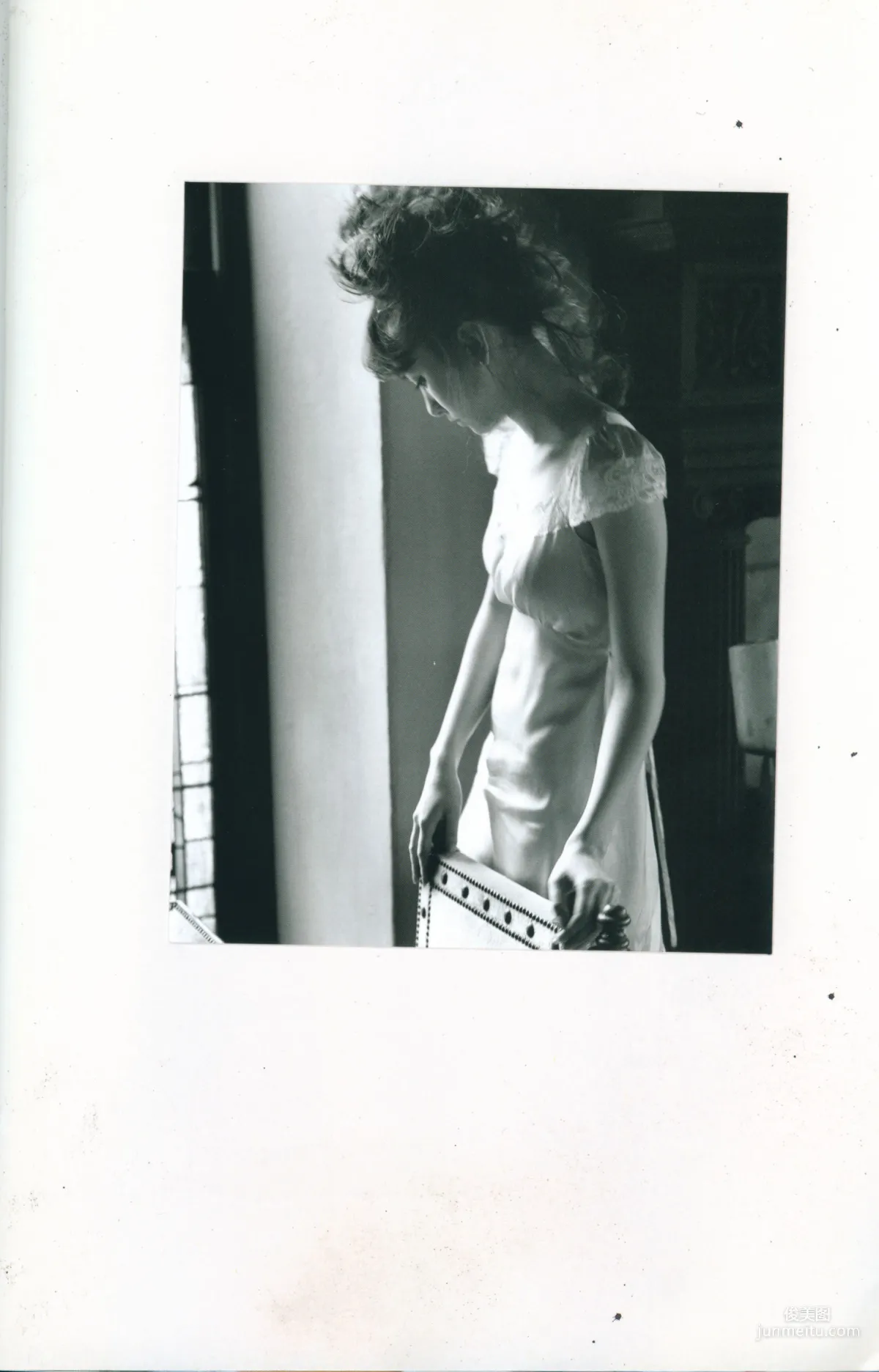 Yui Aragaki Monthly Special Photo Compilation photo 39