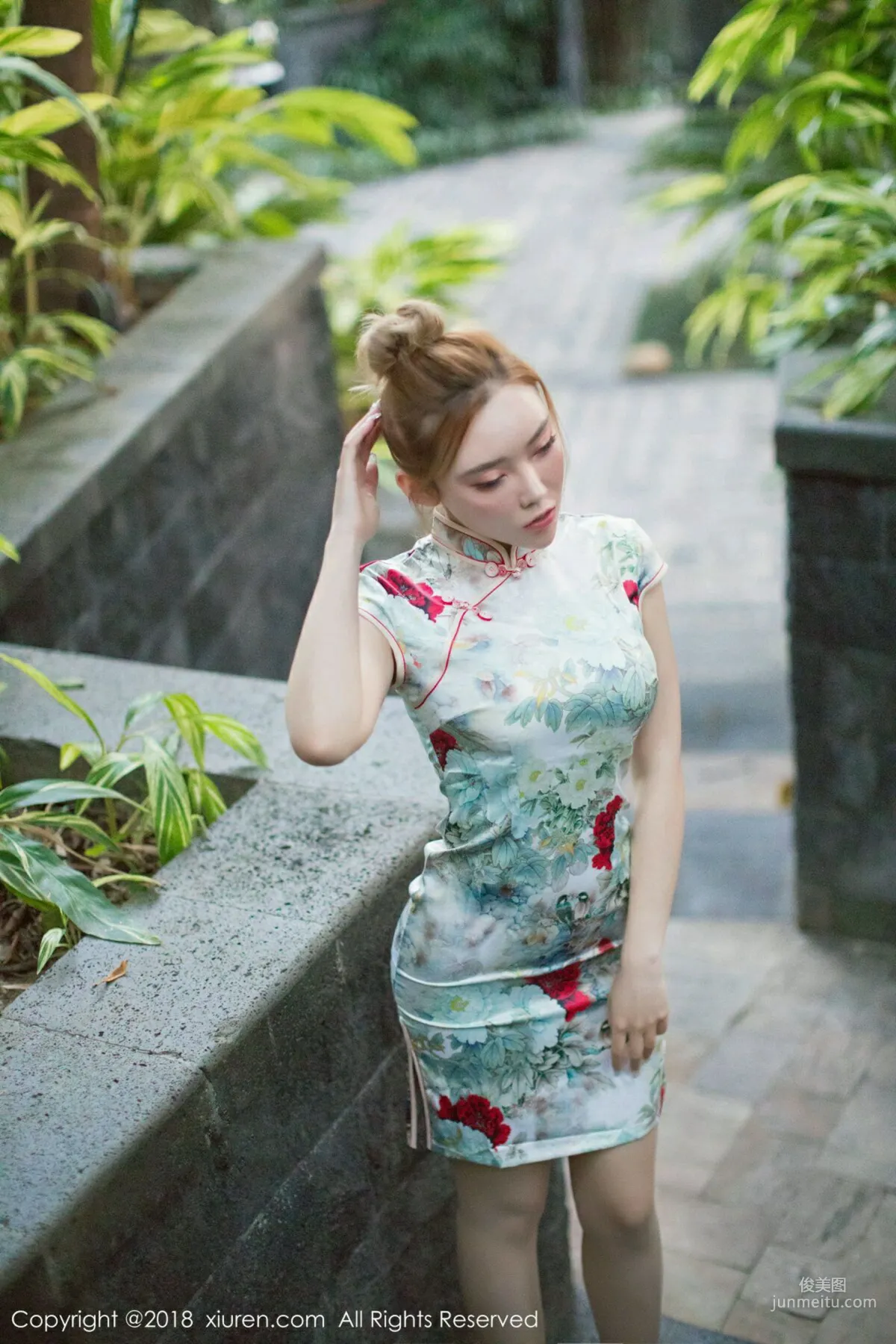 Menghanyao baby Qipao + Bodysuit Nude Stockings Series~~ [XiuRen] No.1237 Photo Set photo 1