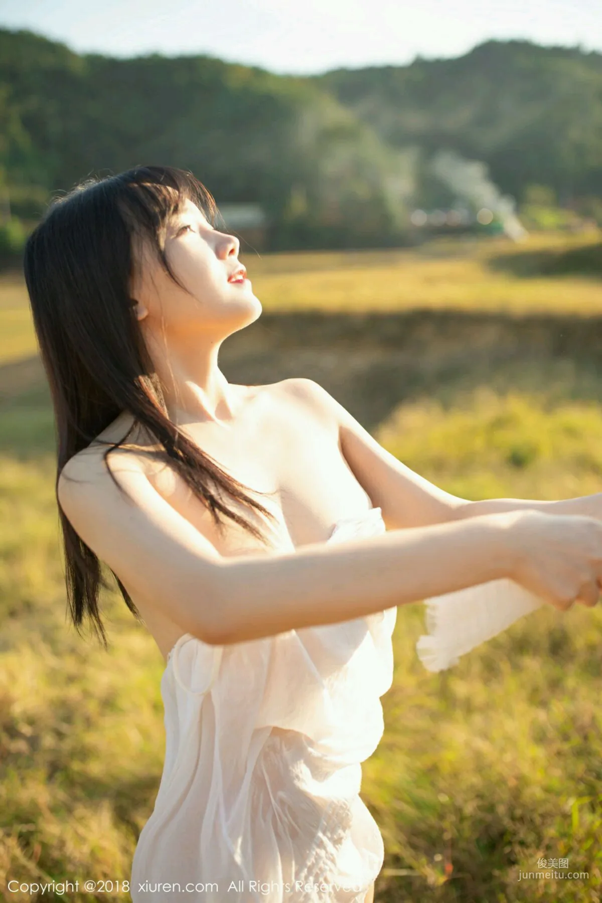 Xu Weiwei Sexy Picnic Full of Color and Fragrance [XiuRen] No.1238 Photo Set photo 15