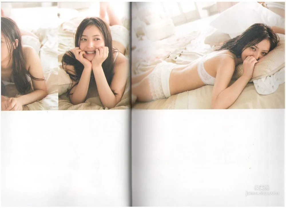Nozomi Sasaki Scanned Images Photo Collection photo 70