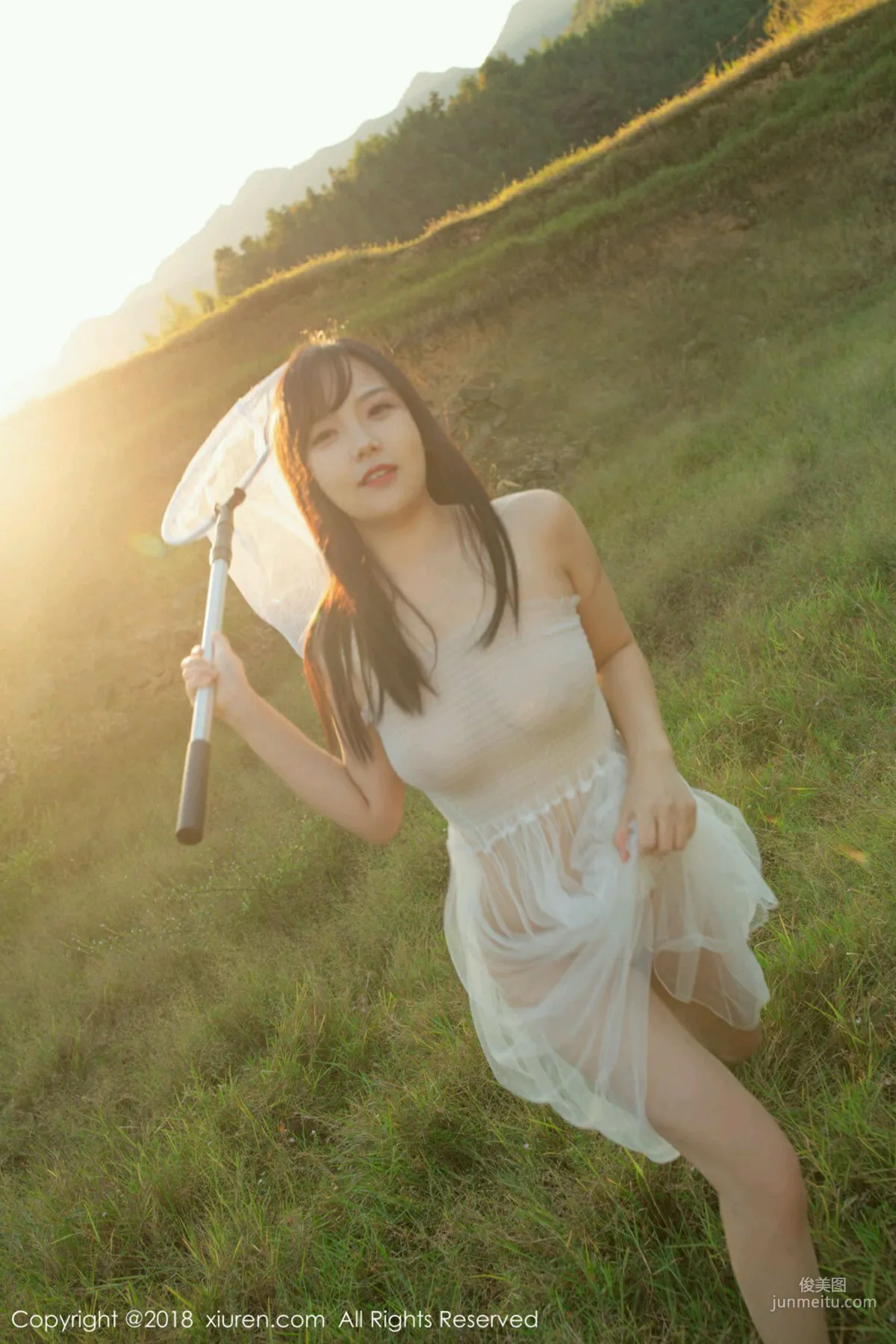 Xu Weiwei Sexy Picnic Full of Color and Fragrance [XiuRen] No.1238 Photo Set photo 30