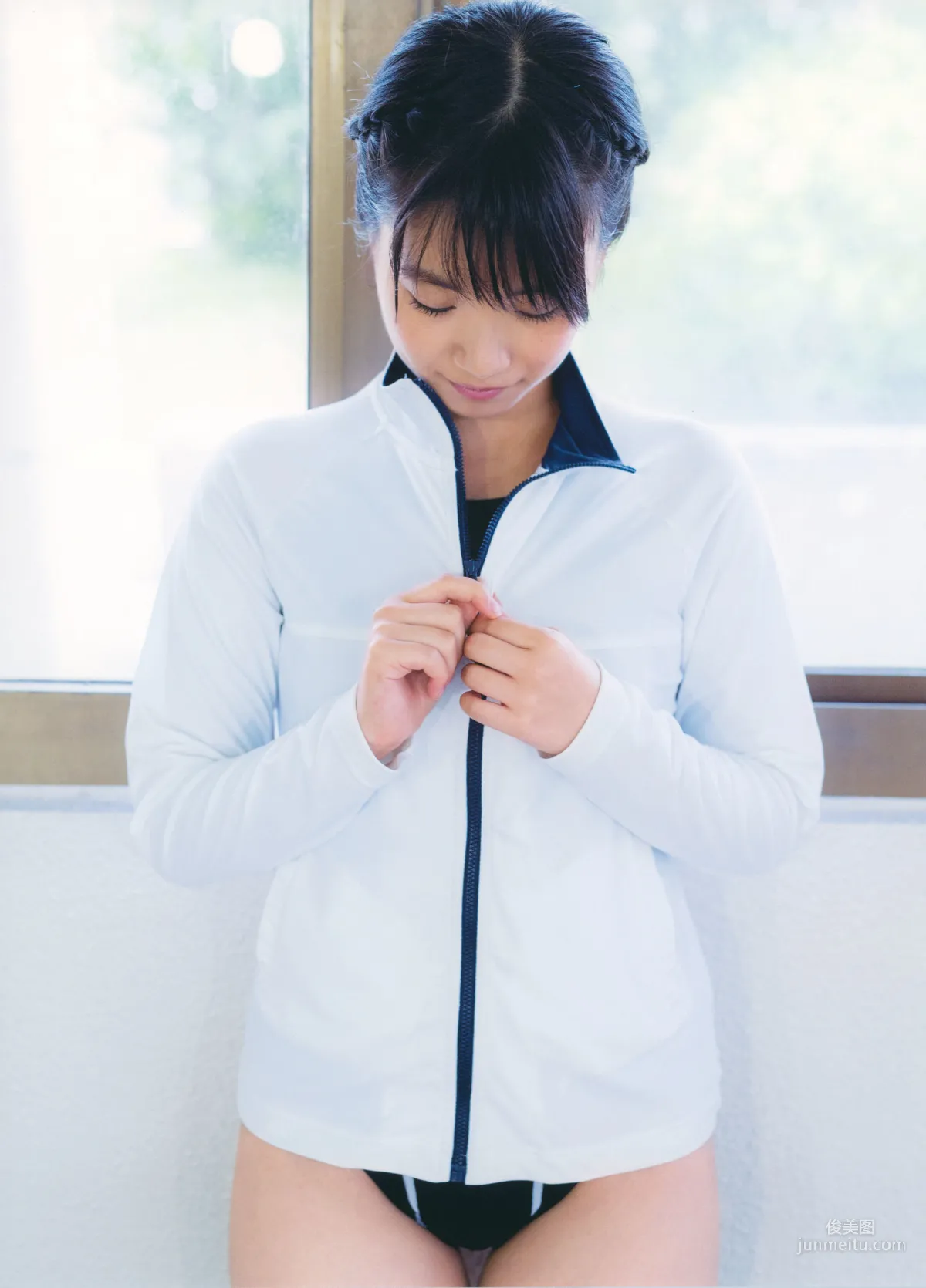 Mio Tomonaga: Web Idols photo 30