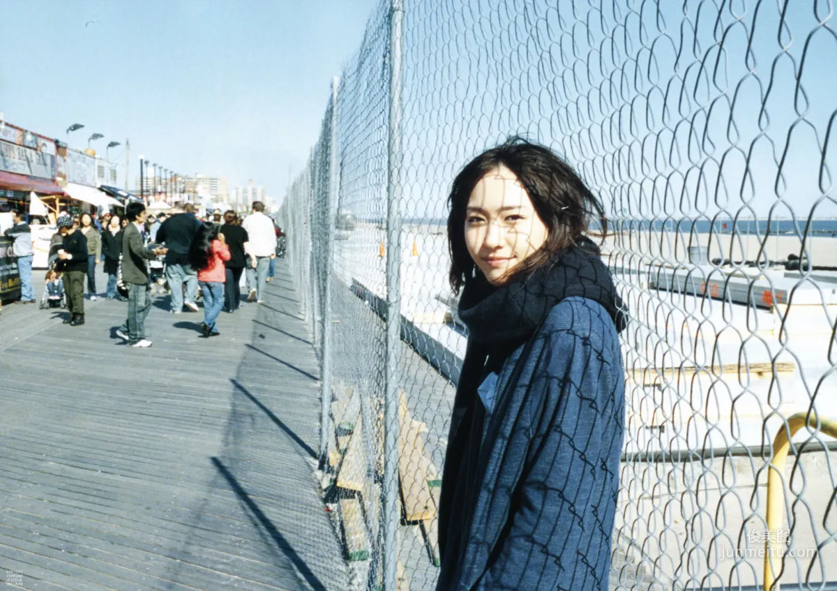 Yui Aragaki Monthly Special Photo Compilation photo 84