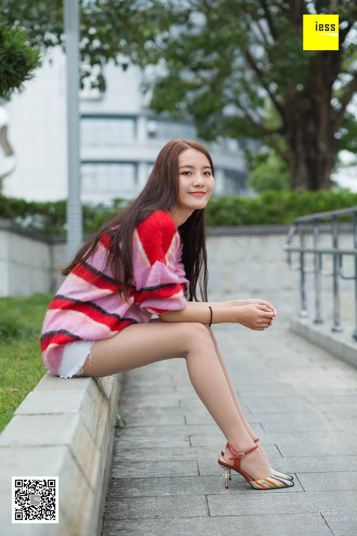 模特婉萍《婉萍元气毛衣》 [异思趣向IESS] 写真集22