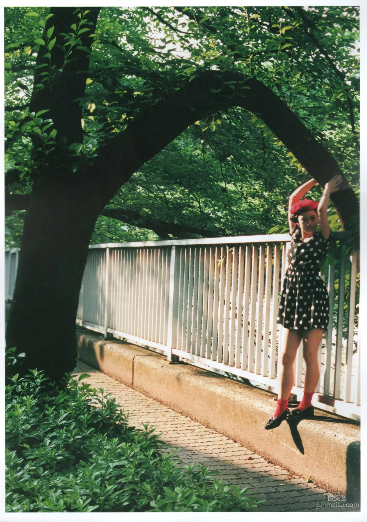 奥仲麻琴 《RUN RUN まこと》 写真集8