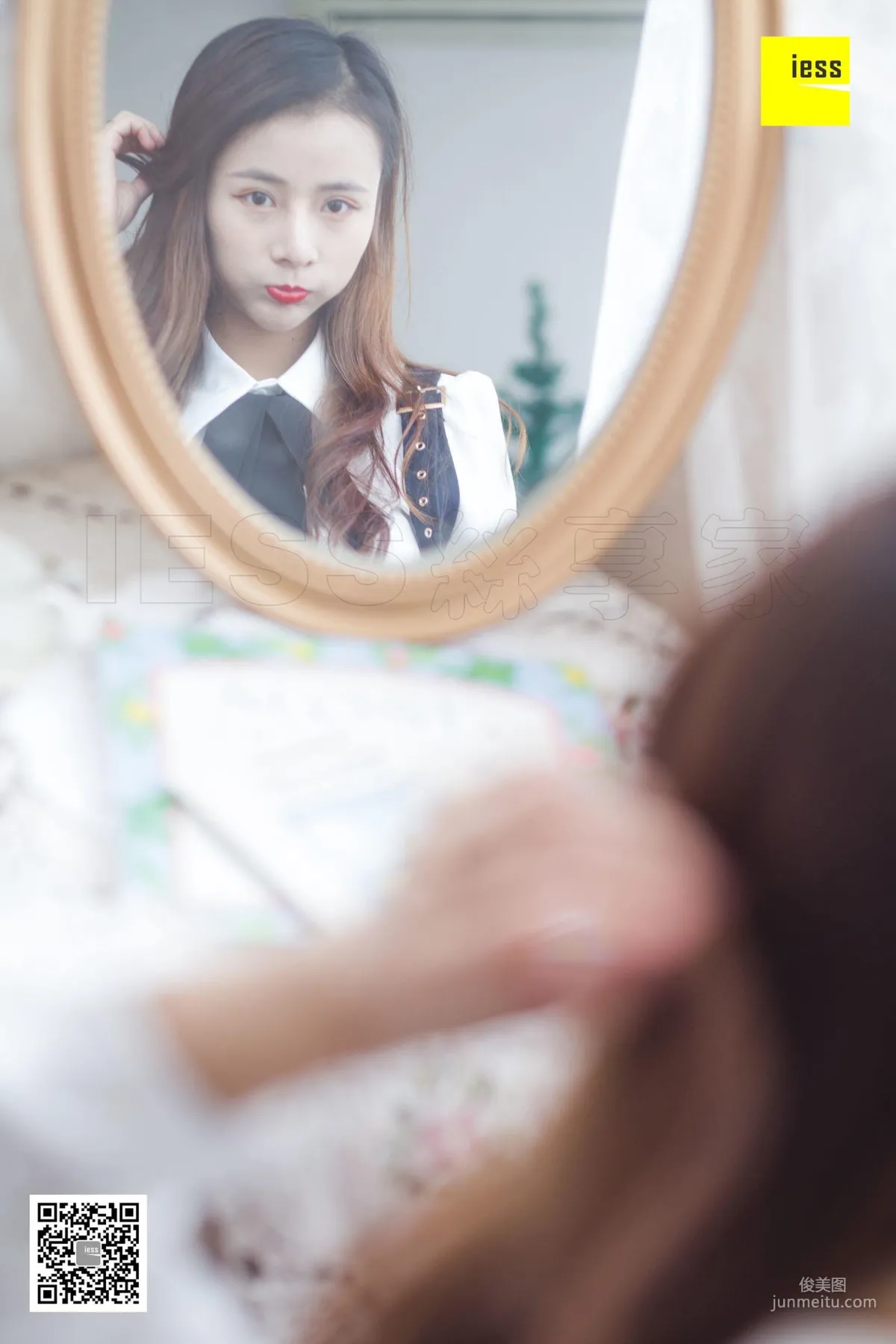 模特小韩《新模洋娃娃小韩》 [异思趣向IESS] 写真集12