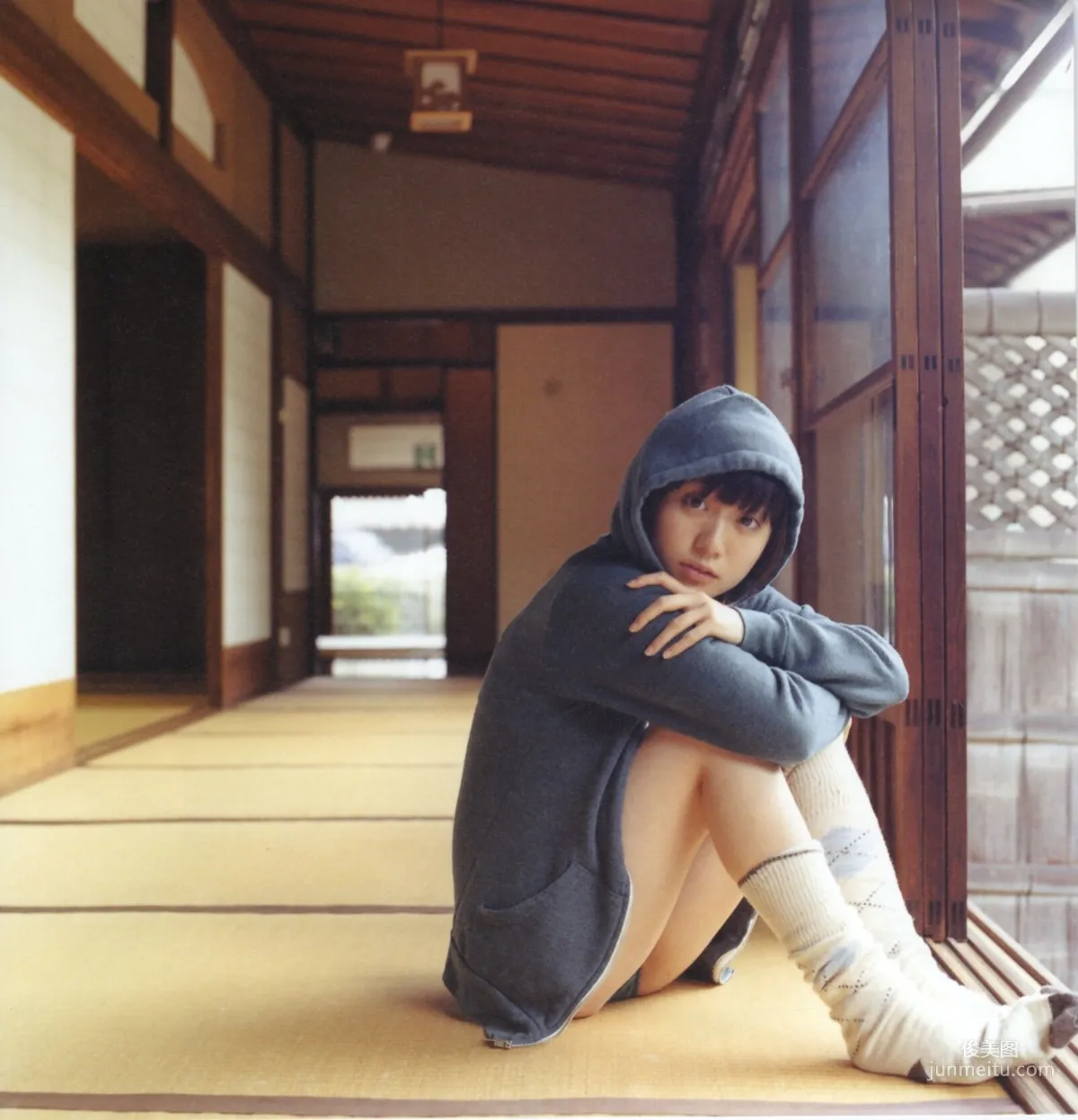 大島優子 《ゆうらりゆうこ》寫真集 15