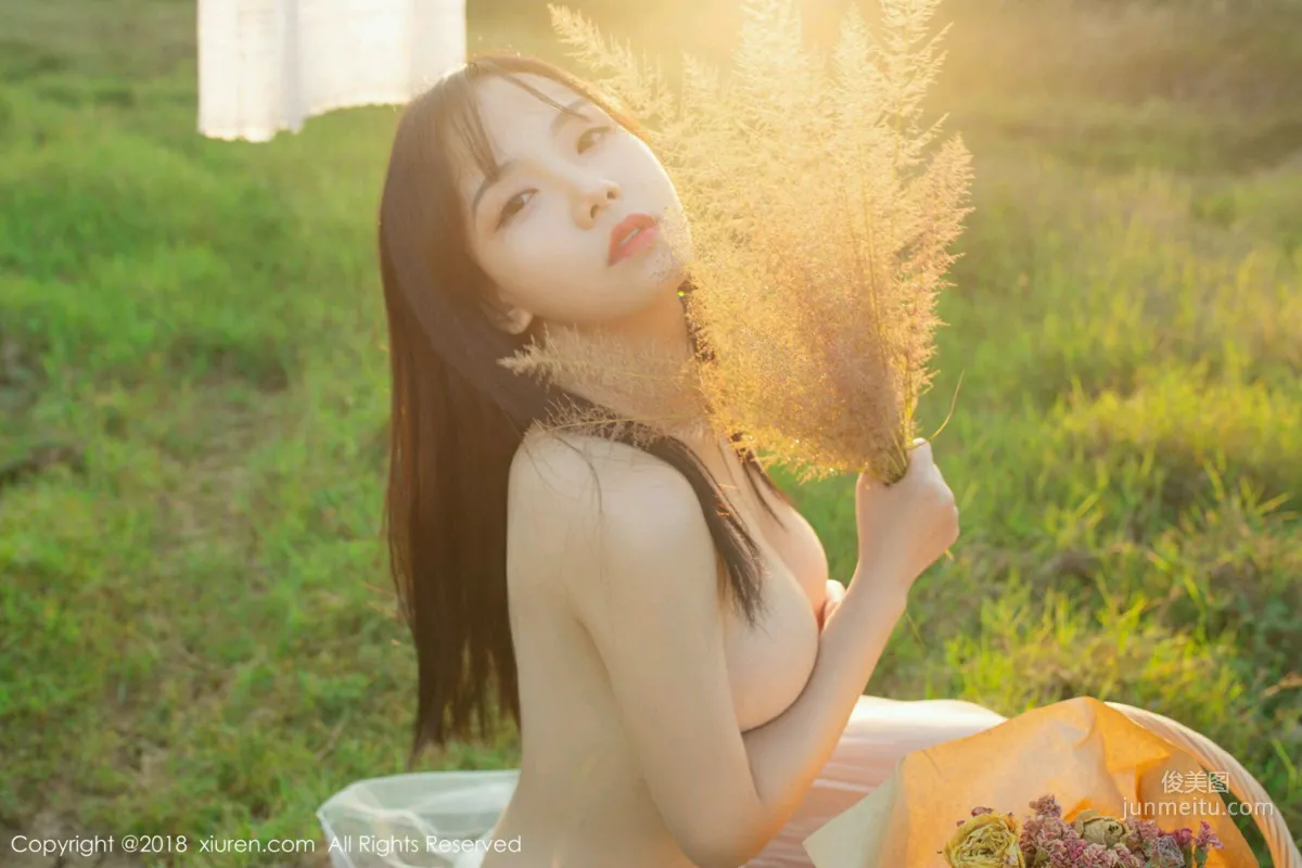 Xu Weiwei Sexy Picnic Full of Color and Fragrance [XiuRen] No.1238 Photo Set photo 41