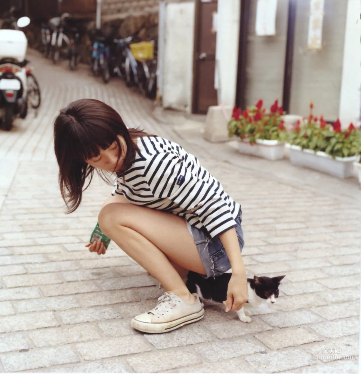 Yuko Oshima: Web Idols photo 44