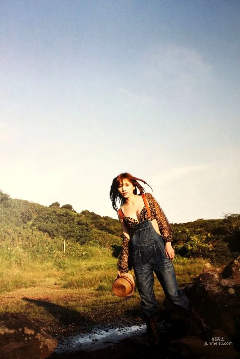 後藤真希 《Maki Goto ~ Go To Natura》寫真集 19