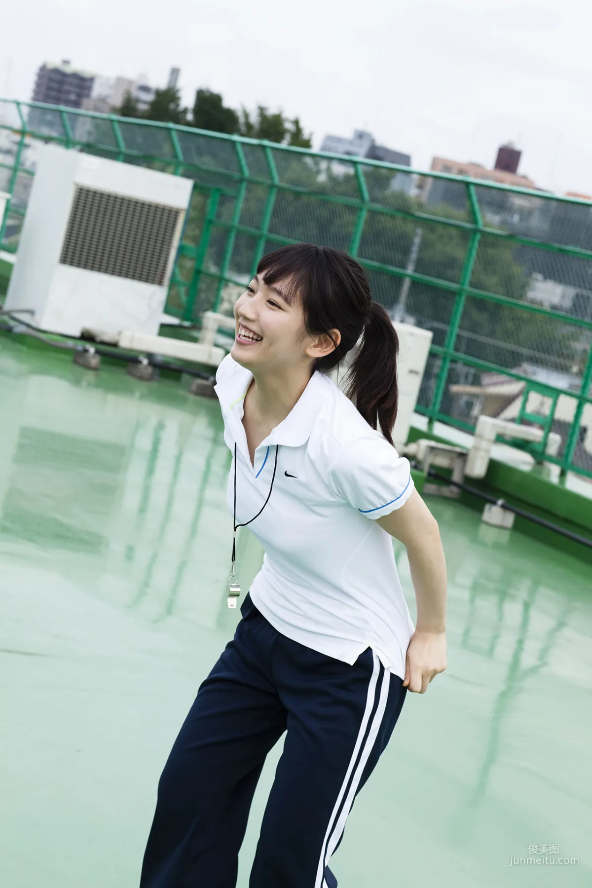 吉岡里帆「青空ホイッスル」妄想カノジョ 写真集16