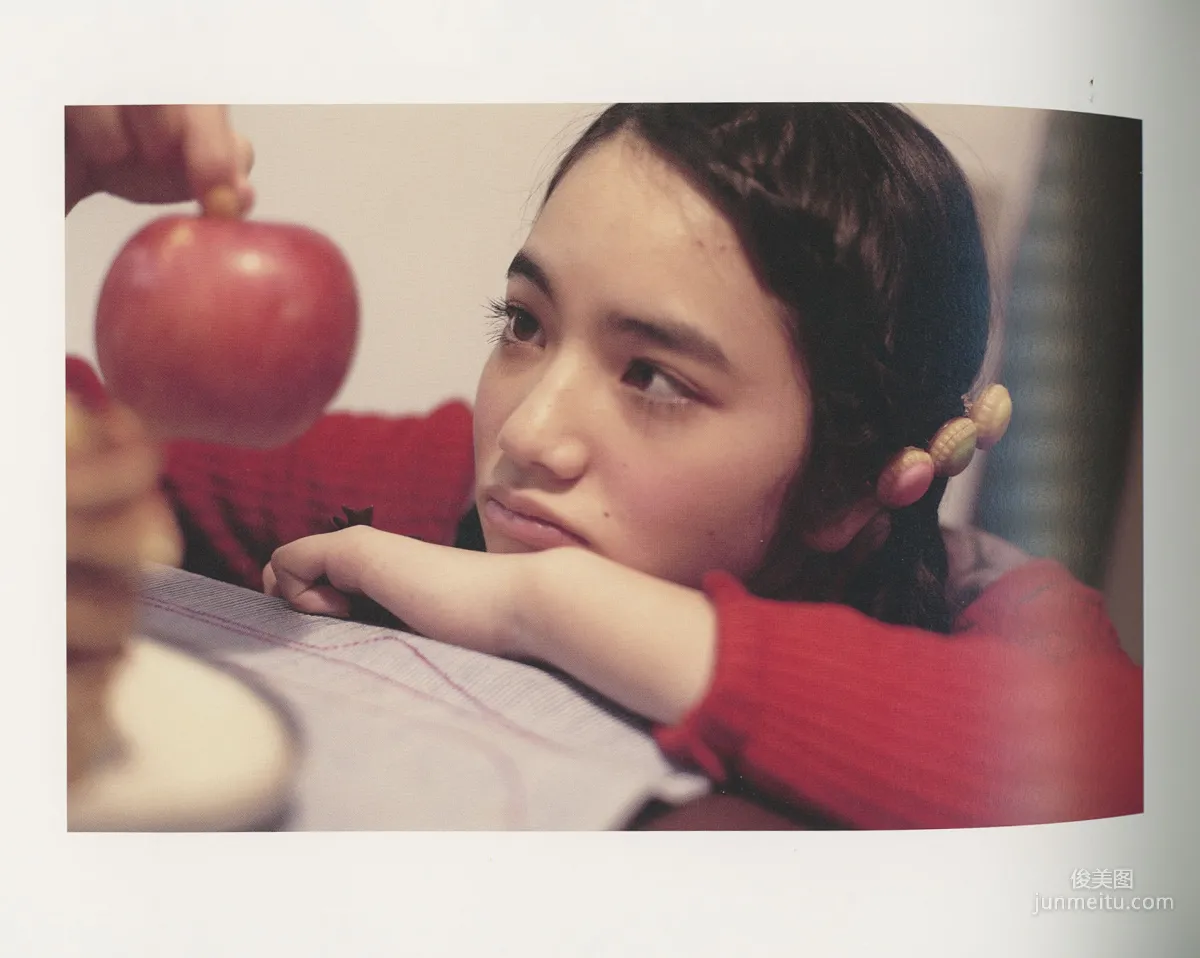 Nana Komatsu, Snow Country HD Scans photo 38