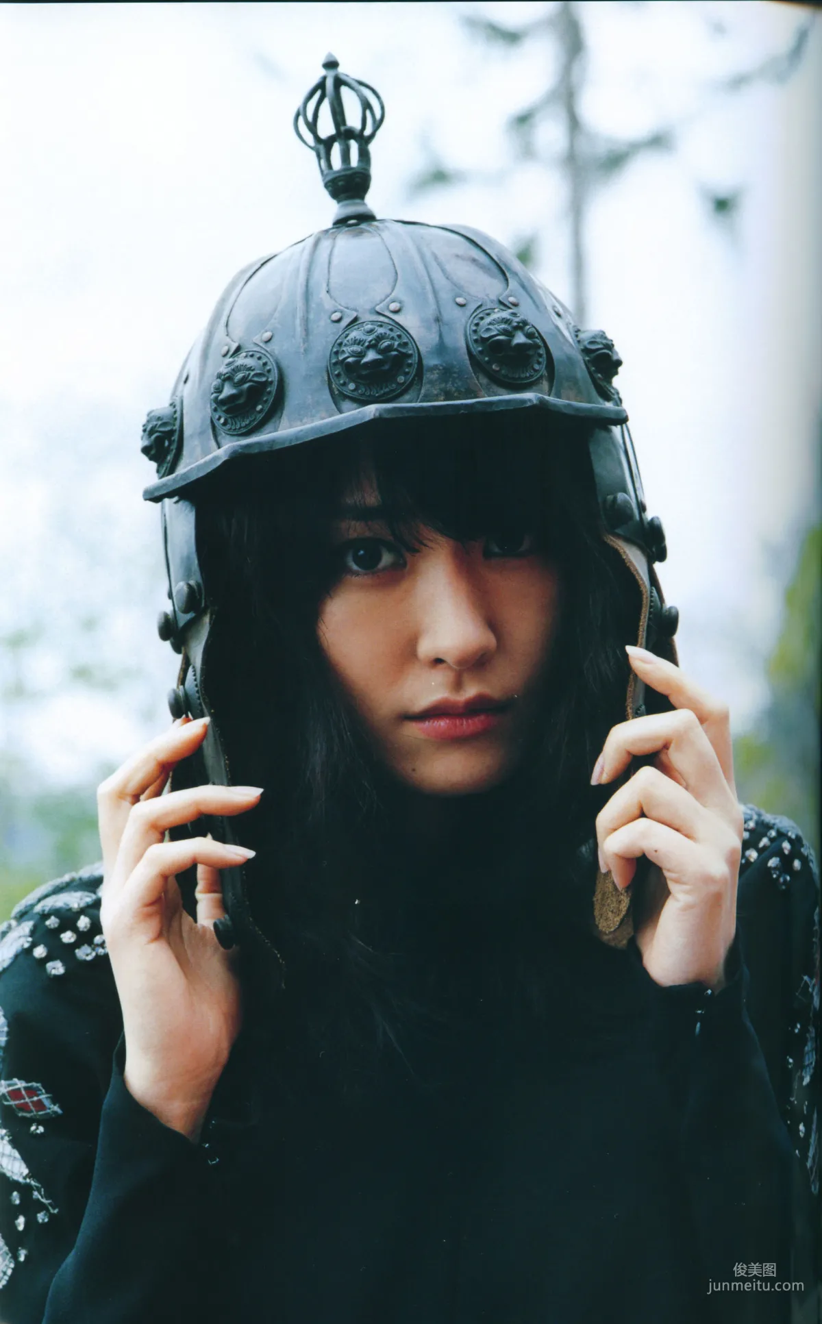 Yui Aragaki Monthly Special Photo Compilation photo 81