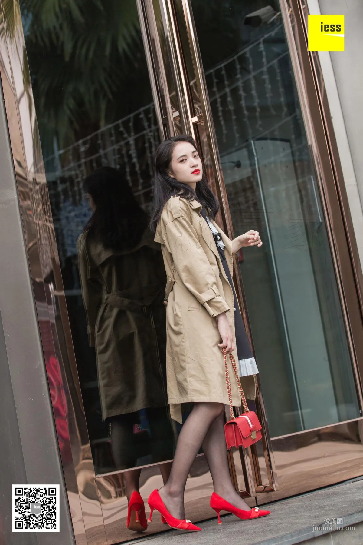 Model Shanshan, Elegant Trench Coat Little Red High, [IESS] Photo Set photo 74