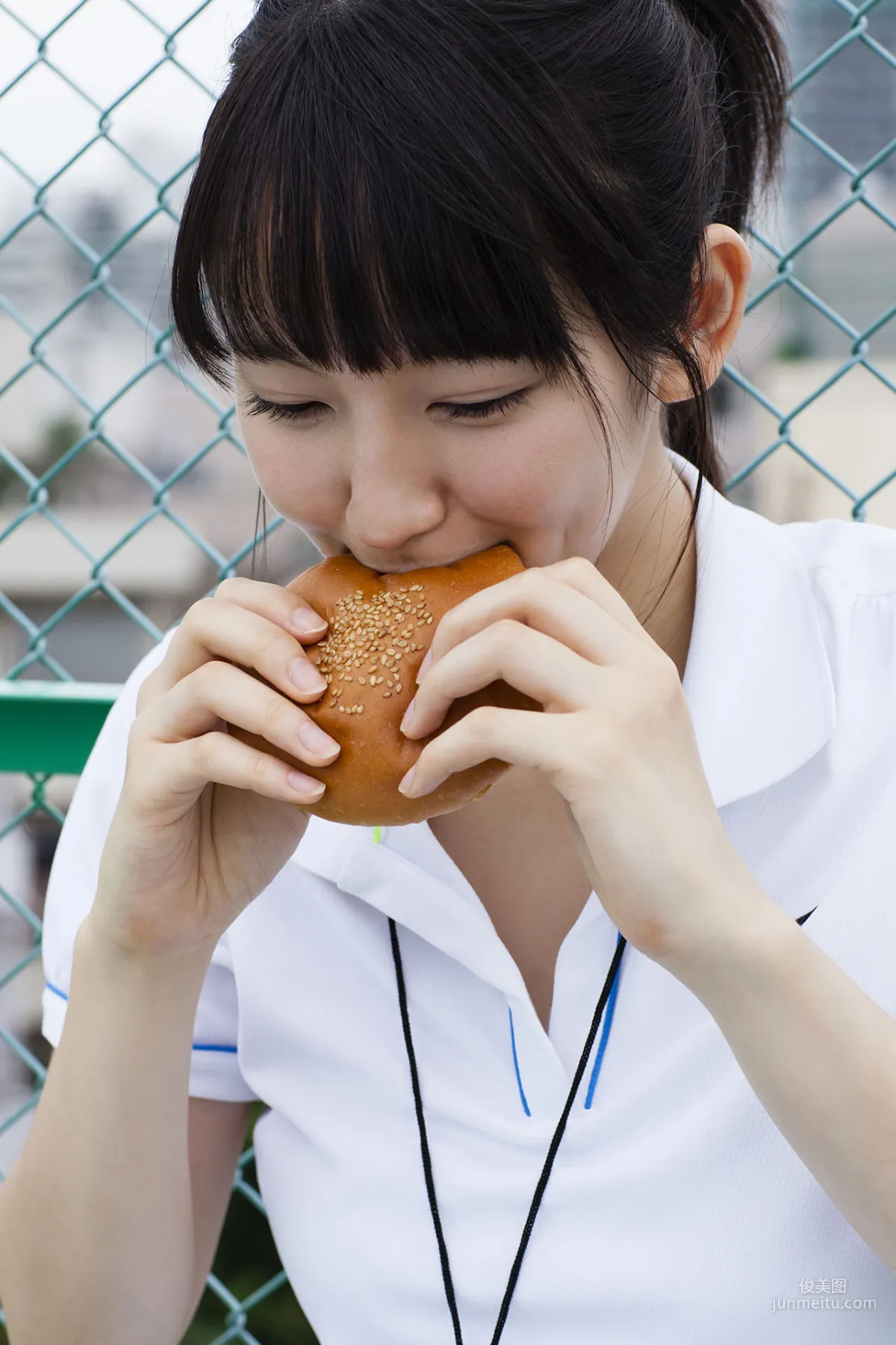 吉岡里帆「青空ホイッスル」妄想カノジョ 写真集27