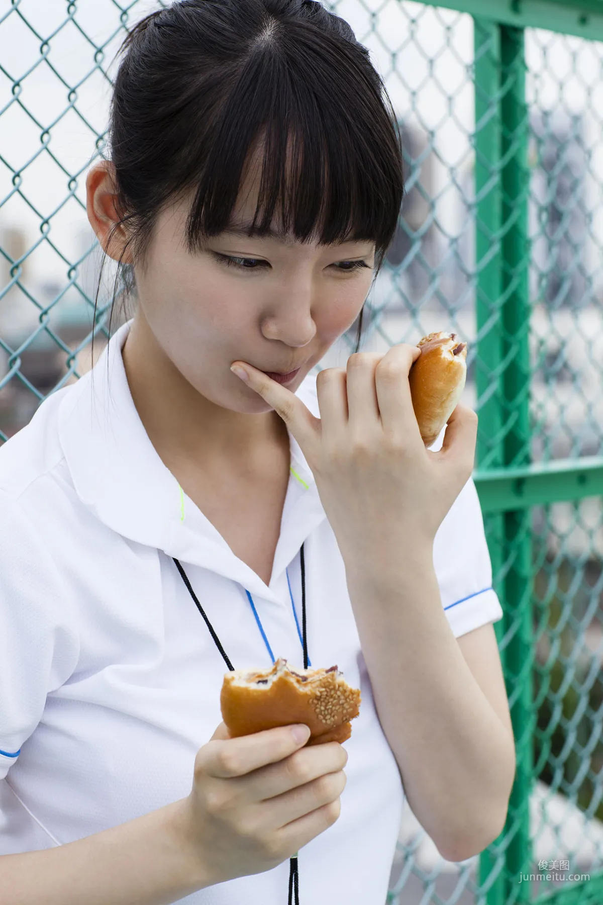 吉岡里帆「青空ホイッスル」妄想カノジョ 写真集28