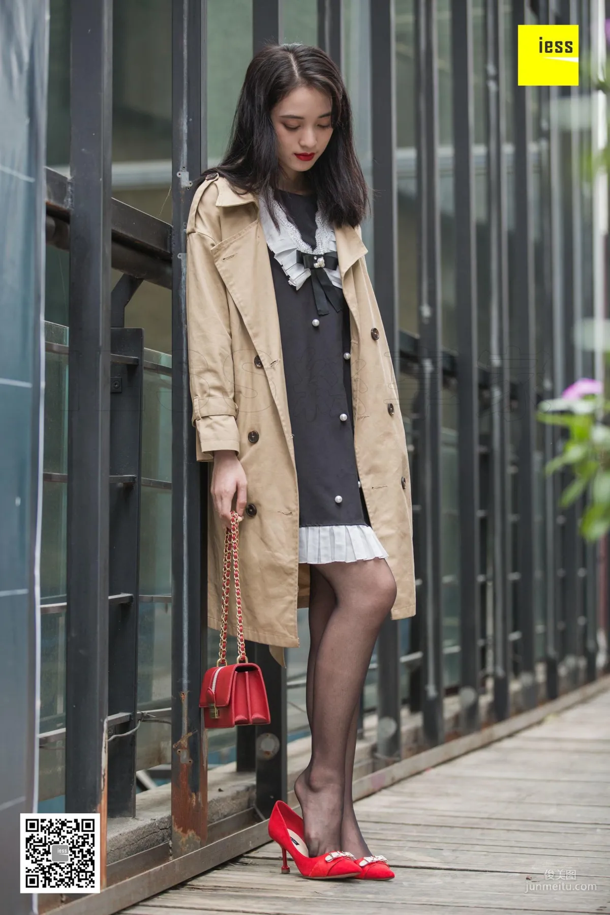 Model Shanshan, Elegant Trench Coat Little Red High, [IESS] Photo Set photo 25