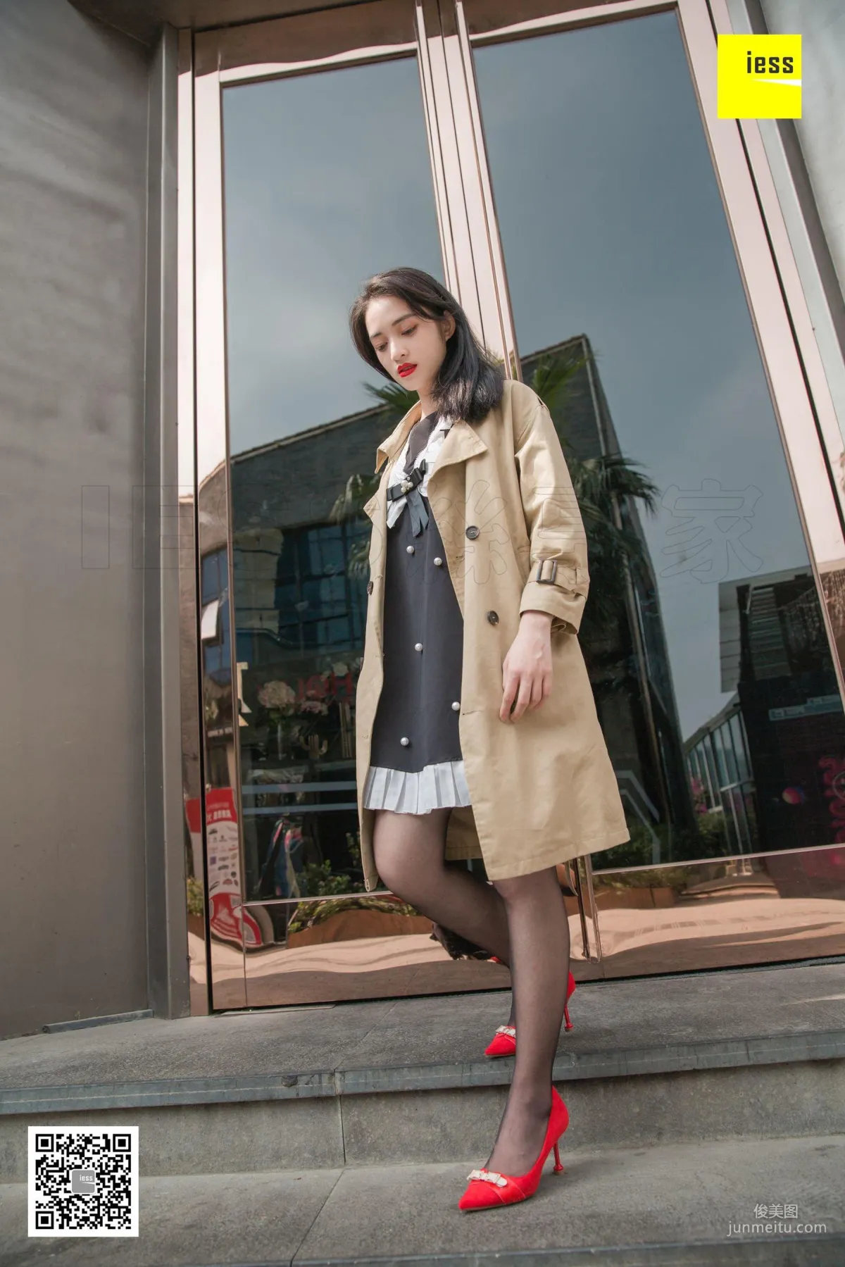 Model Shanshan, Elegant Trench Coat Little Red High, [IESS] Photo Set photo 87