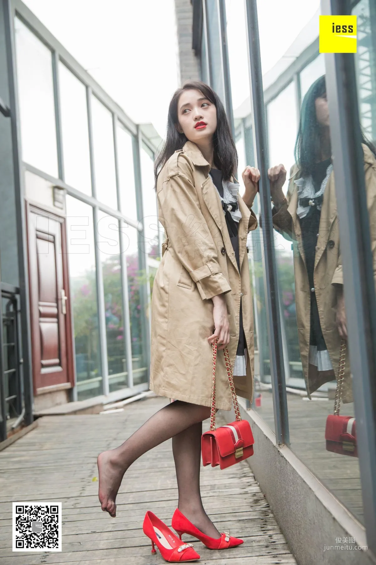 Model Shanshan, Elegant Trench Coat Little Red High, [IESS] Photo Set photo 10