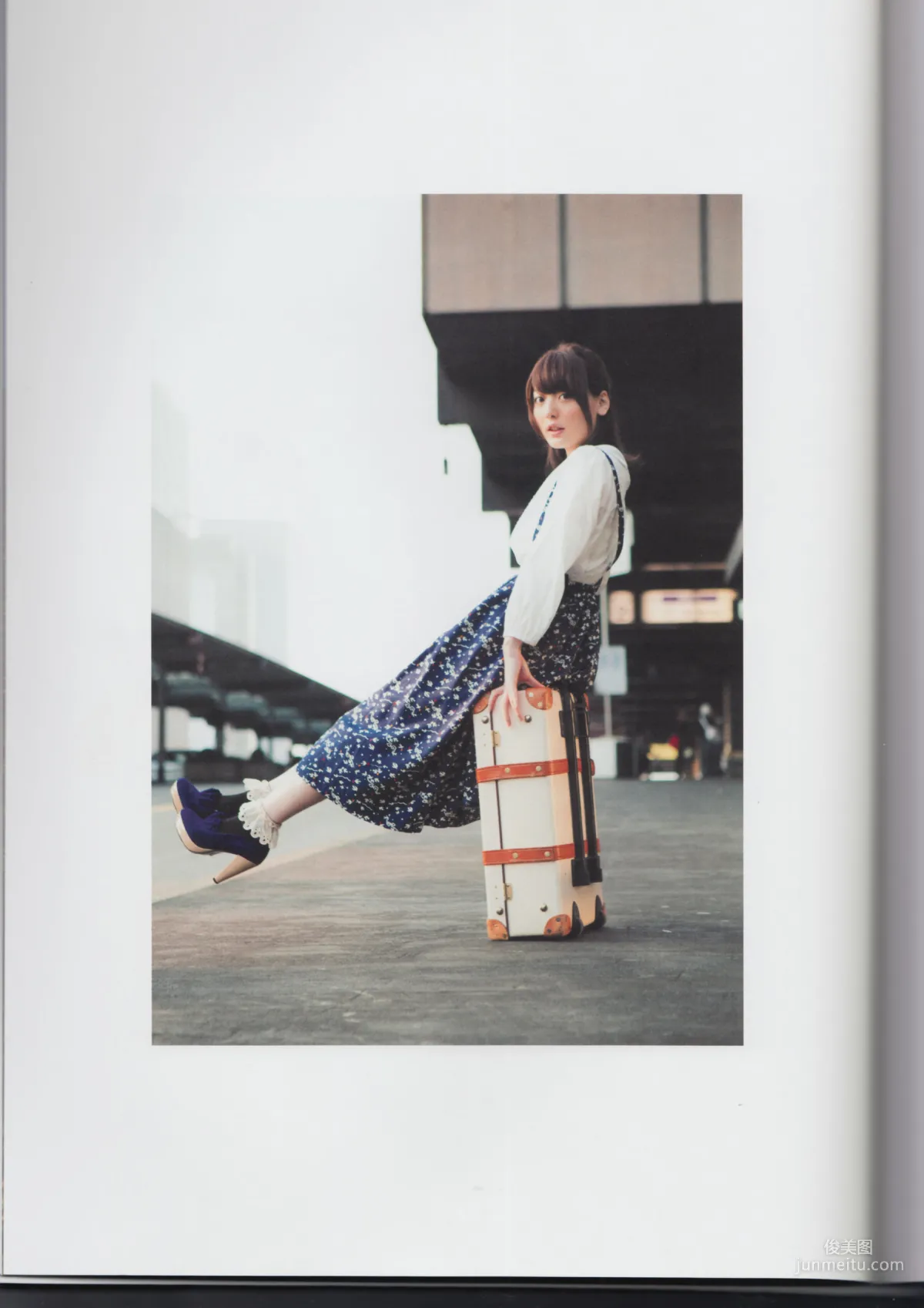 Kana Hanazawa Photo Collection photo 10