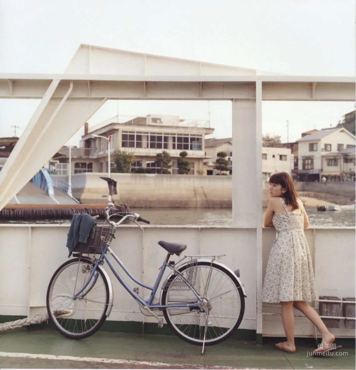大島優子 《ゆうらりゆうこ》寫真集 24
