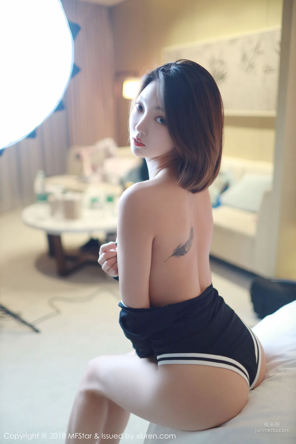 Fengmumu LRIS 'Sexy High-Cut and Tempting Curves' [MFStar] Vol.159 Photo Set photo 21