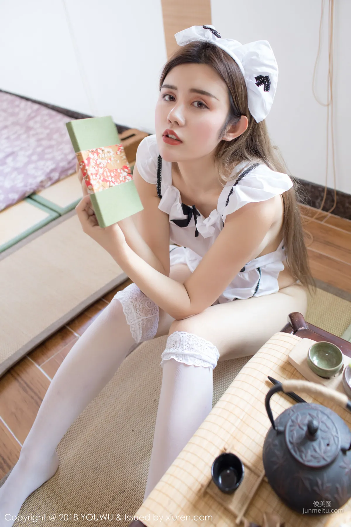 Cris_ Zhuo Yaqi 'Maid Outfit and Nurse Uniform Temptation' [YouWu] VOL.124 Photo Set photo 7