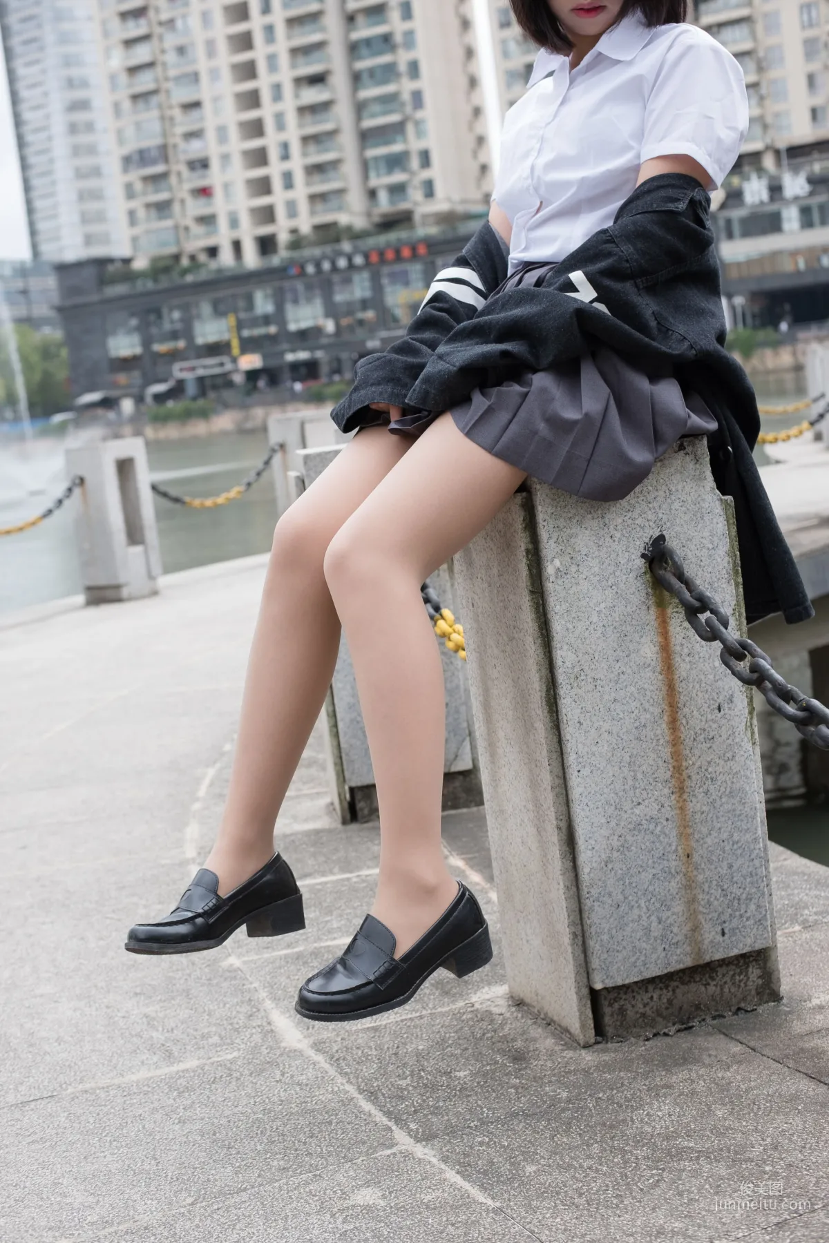 《學妹戶外肉絲美足》 [森蘿财團] BETA-008 寫真集 29
