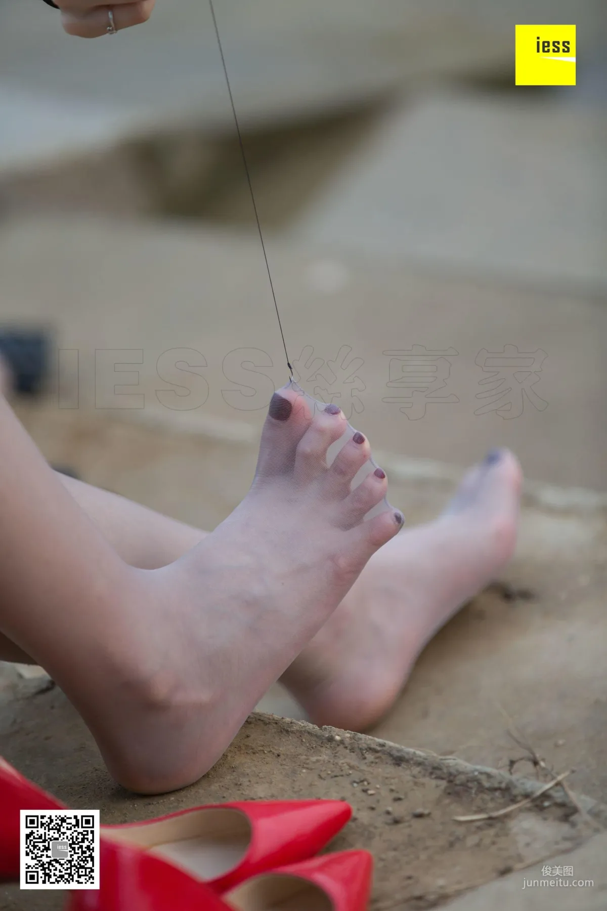 Models Jiajia Jiumei "Fishing or Fishing for Stockings?" [IESS] Photo Set photo 38