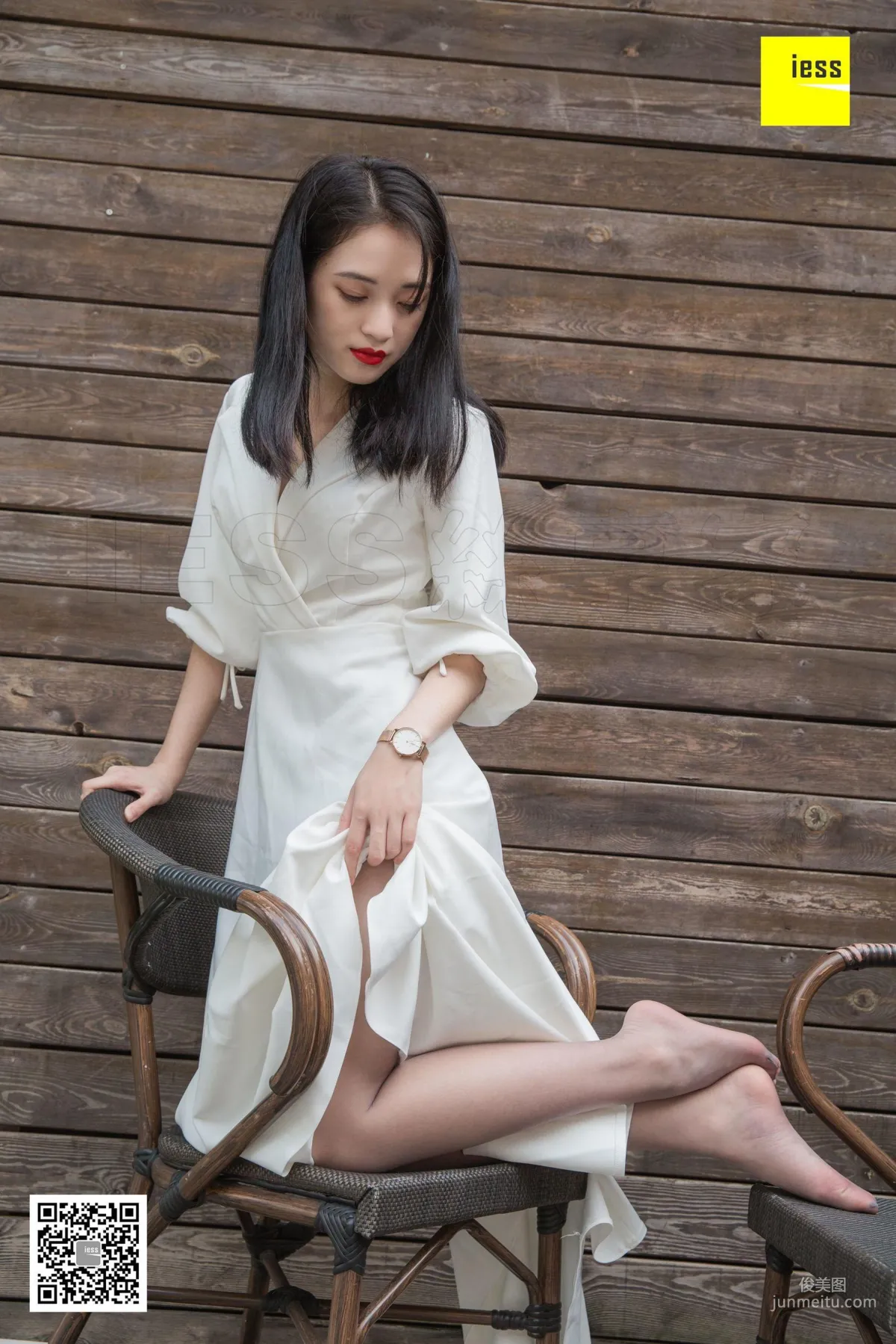 模特姗姗 《烈焰紅唇白長裙》 [異思趣向IESS] 寫真集 37