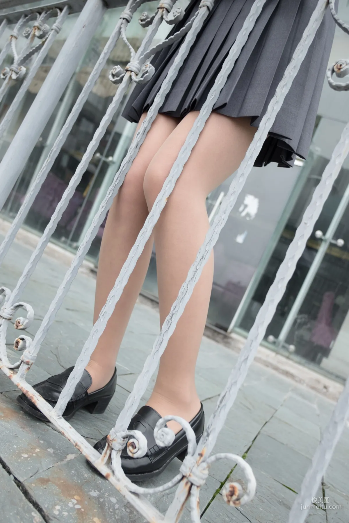 《學妹戶外肉絲美足》 [森蘿财團] BETA-008 寫真集 54