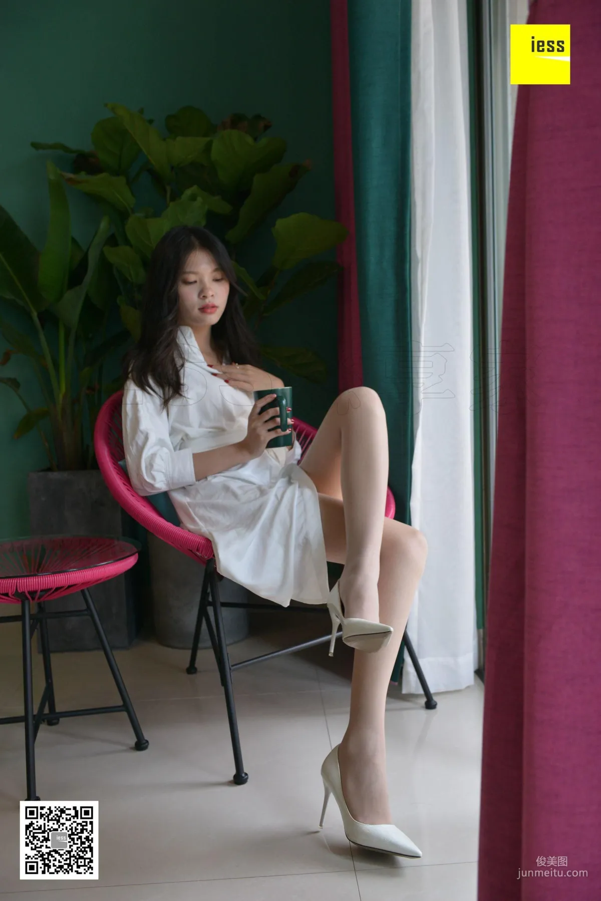 Qi Qi: IESS photo 23
