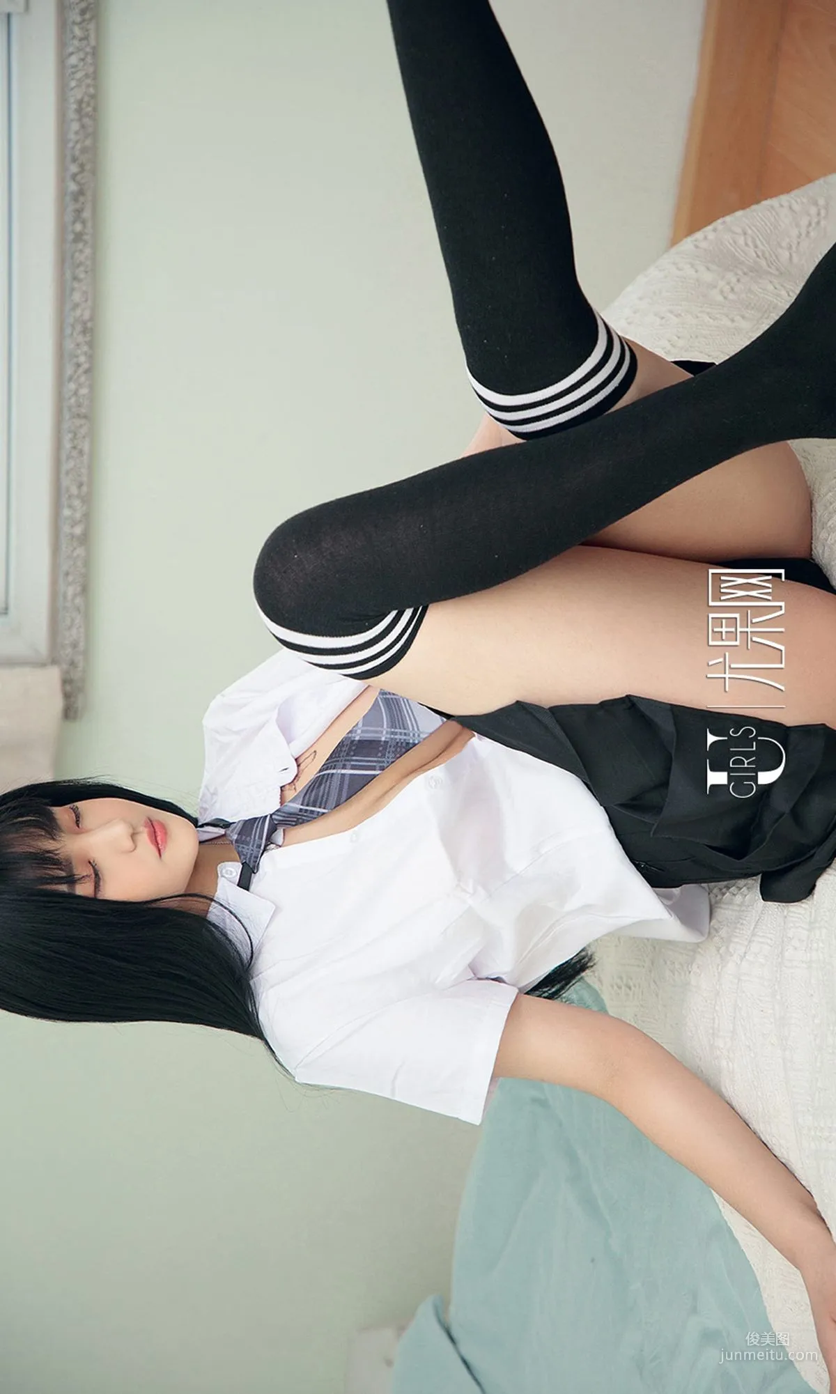 模特桃子《鮮花時光》 [尤果圈愛尤物] No.1323 寫真集 29