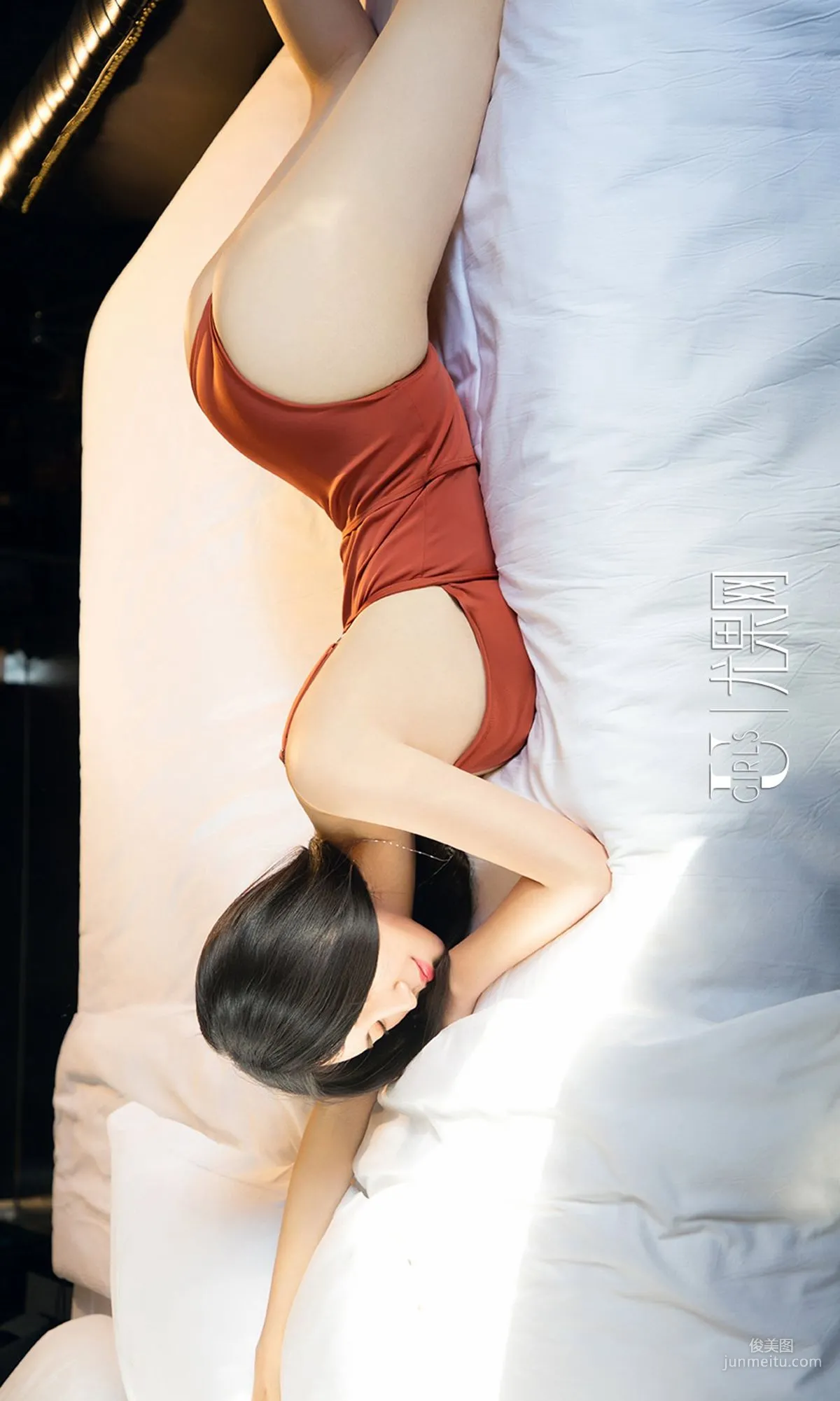 叶瑾瑶《完美小姐》 [尤果圈爱尤物] No.1318 写真集30