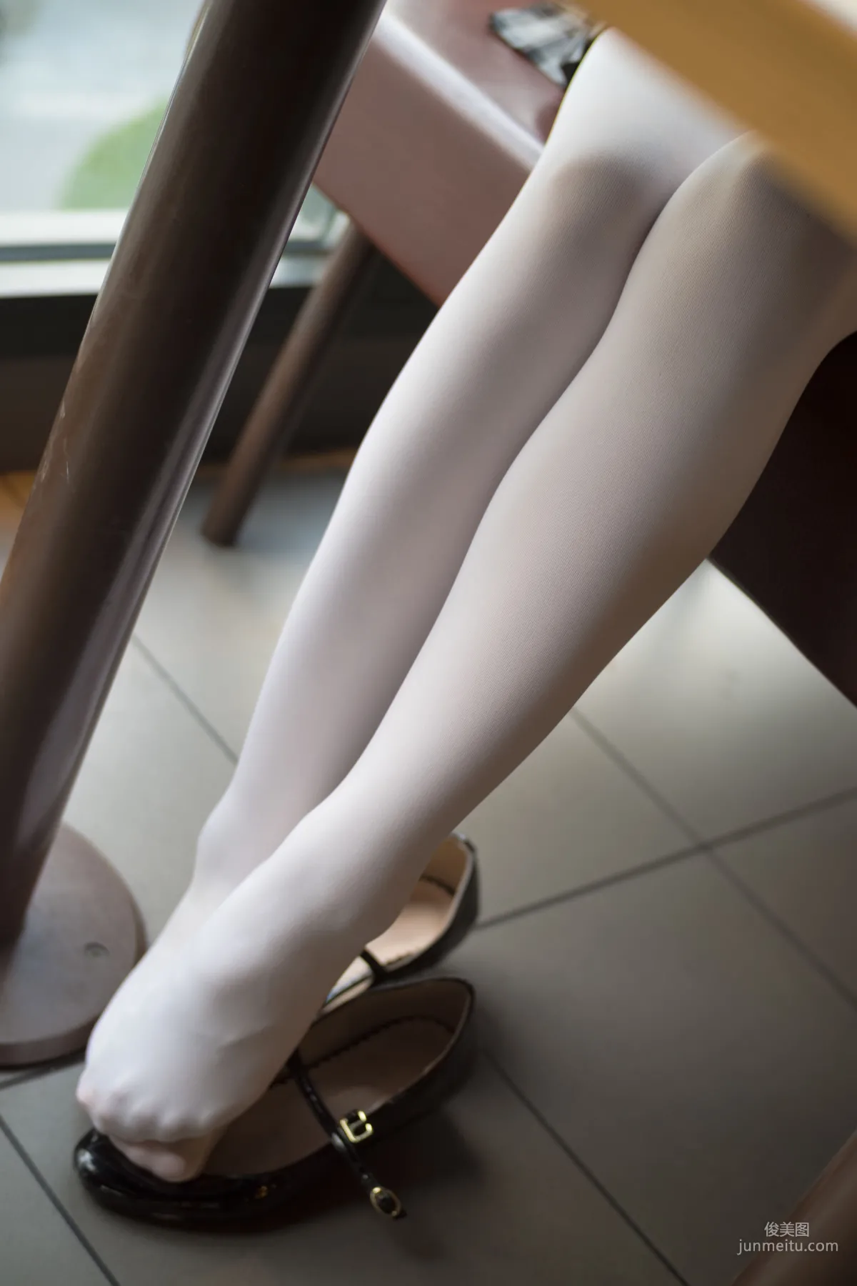 《黑丝白丝外拍》 [森萝财团] BETA-006 写真集98