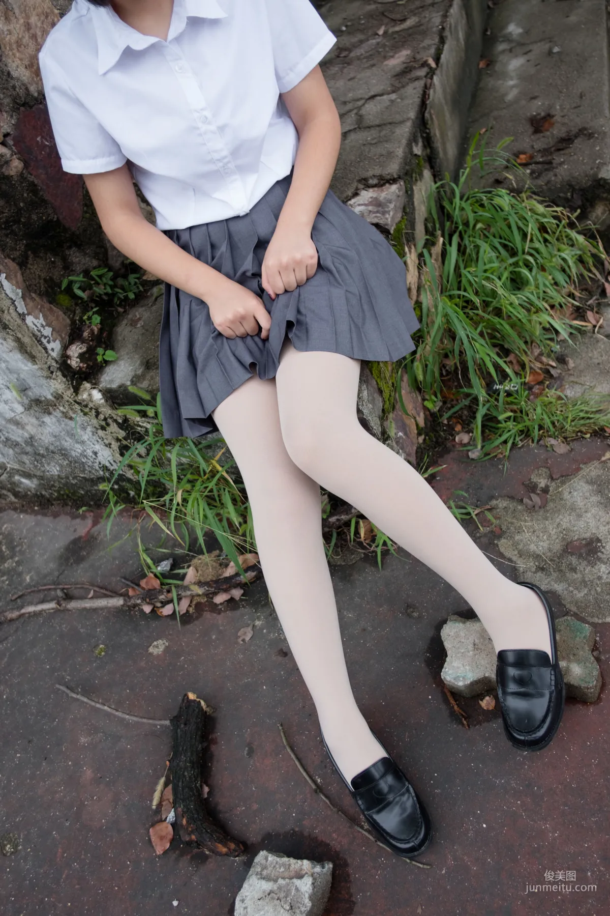 《女生的白衬衣诱惑》 [森萝财团] BETA-005 写真集8